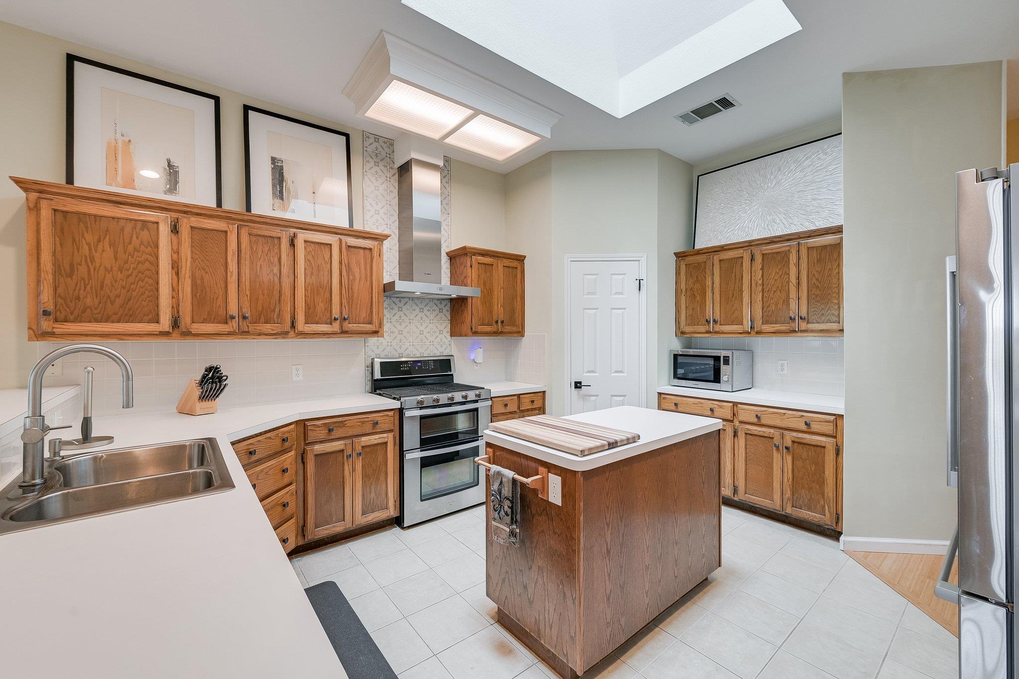 11005  Andenwood Dr, photo 4