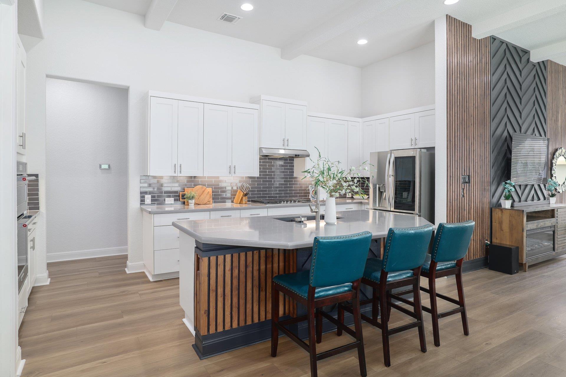 213  Encore Dr, photo 9