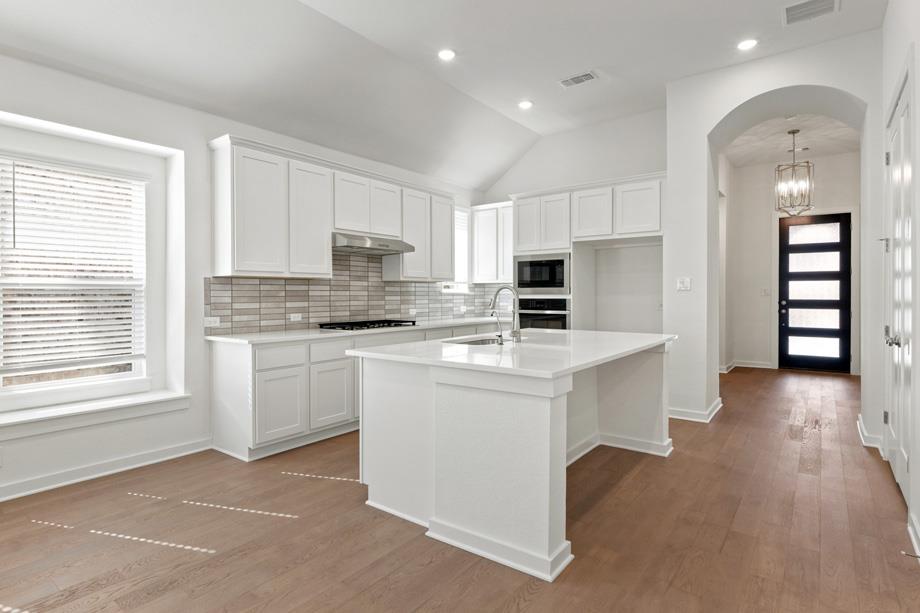 125  Three Oaks Ln, photo 3