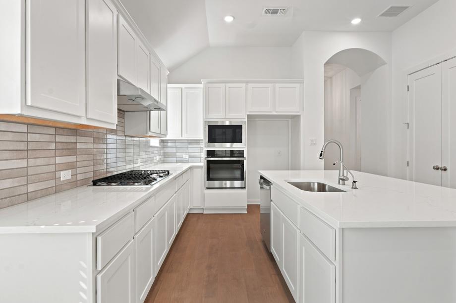 125  Three Oaks Ln, photo 4