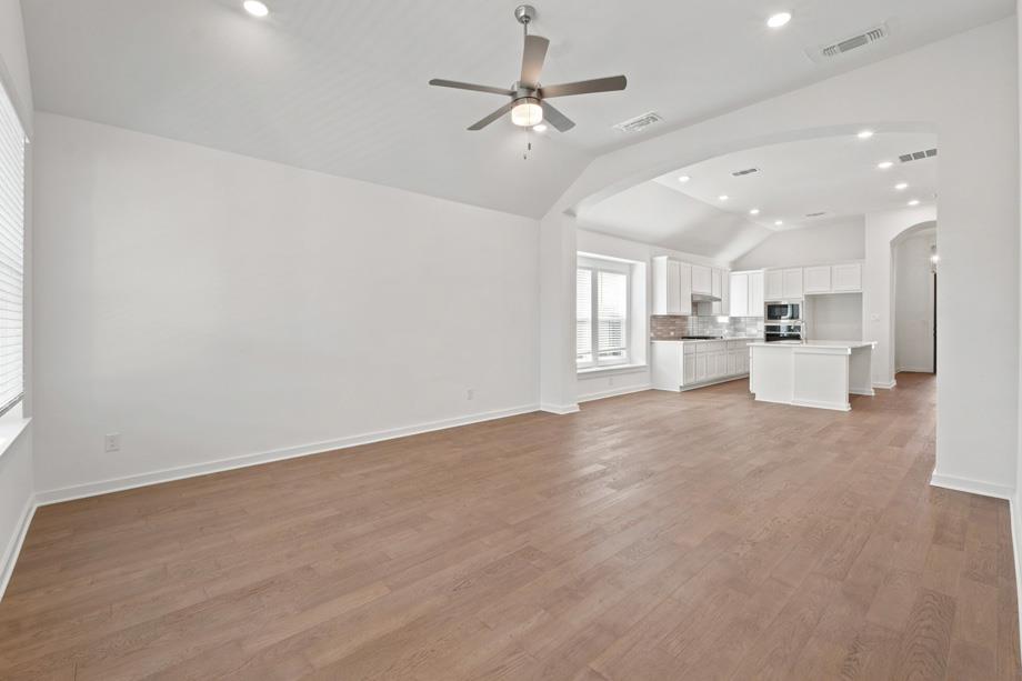 125  Three Oaks Ln, photo 9