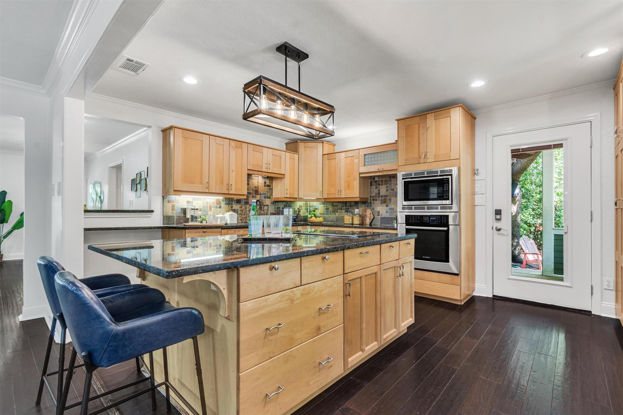 1806  Eubank St, photo 11