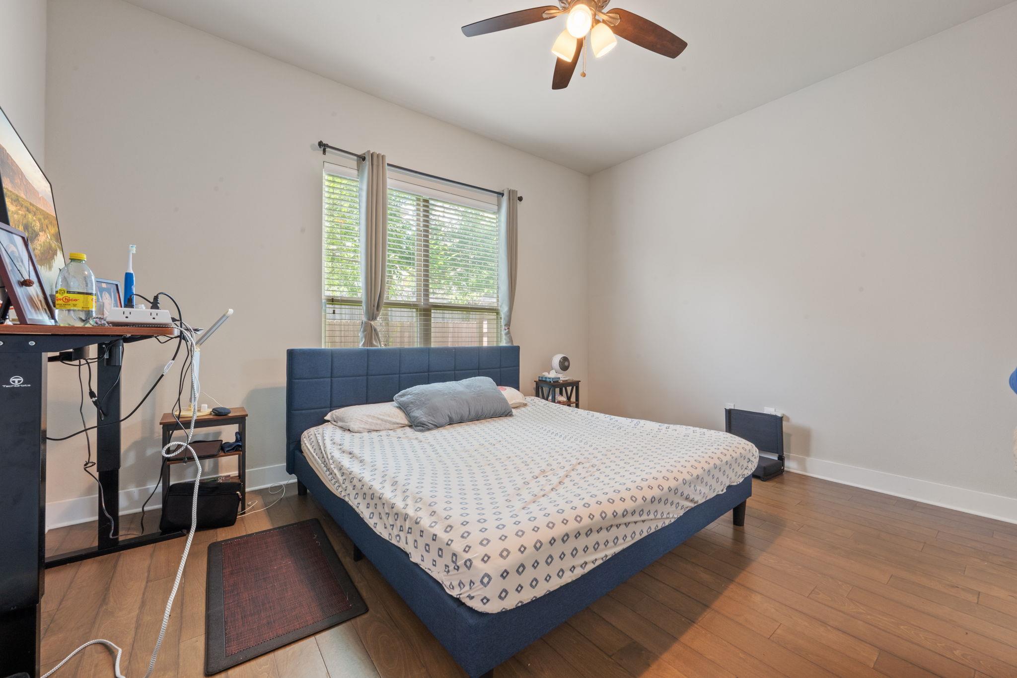 13501  Metric Blvd  #14, photo 8