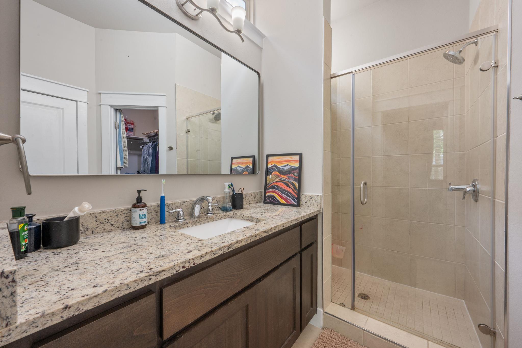 13501  Metric Blvd  #14, photo 10