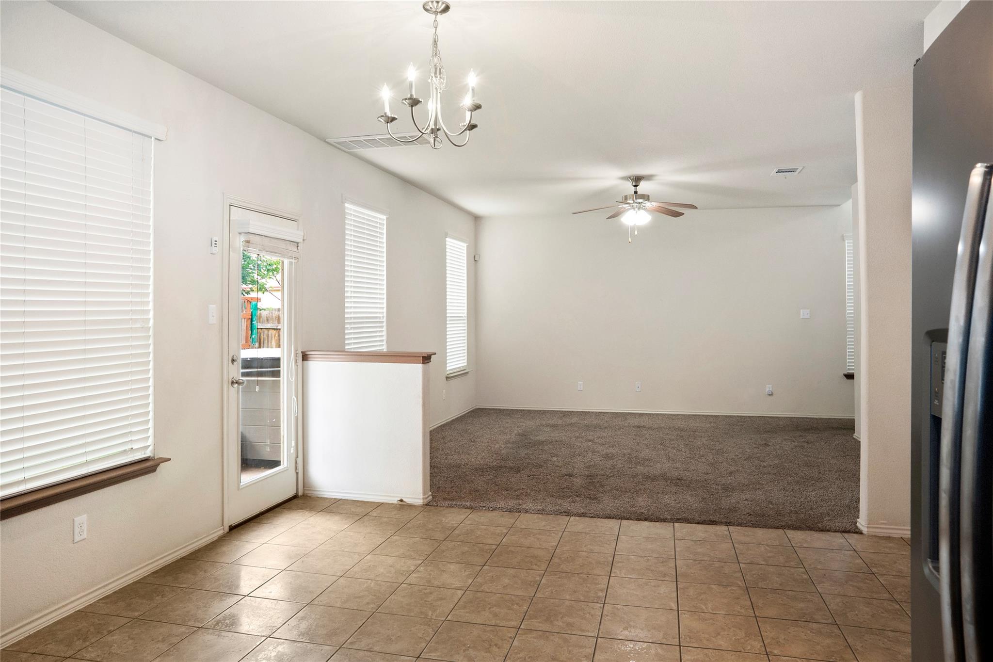 212  Foster Ln, photo 4