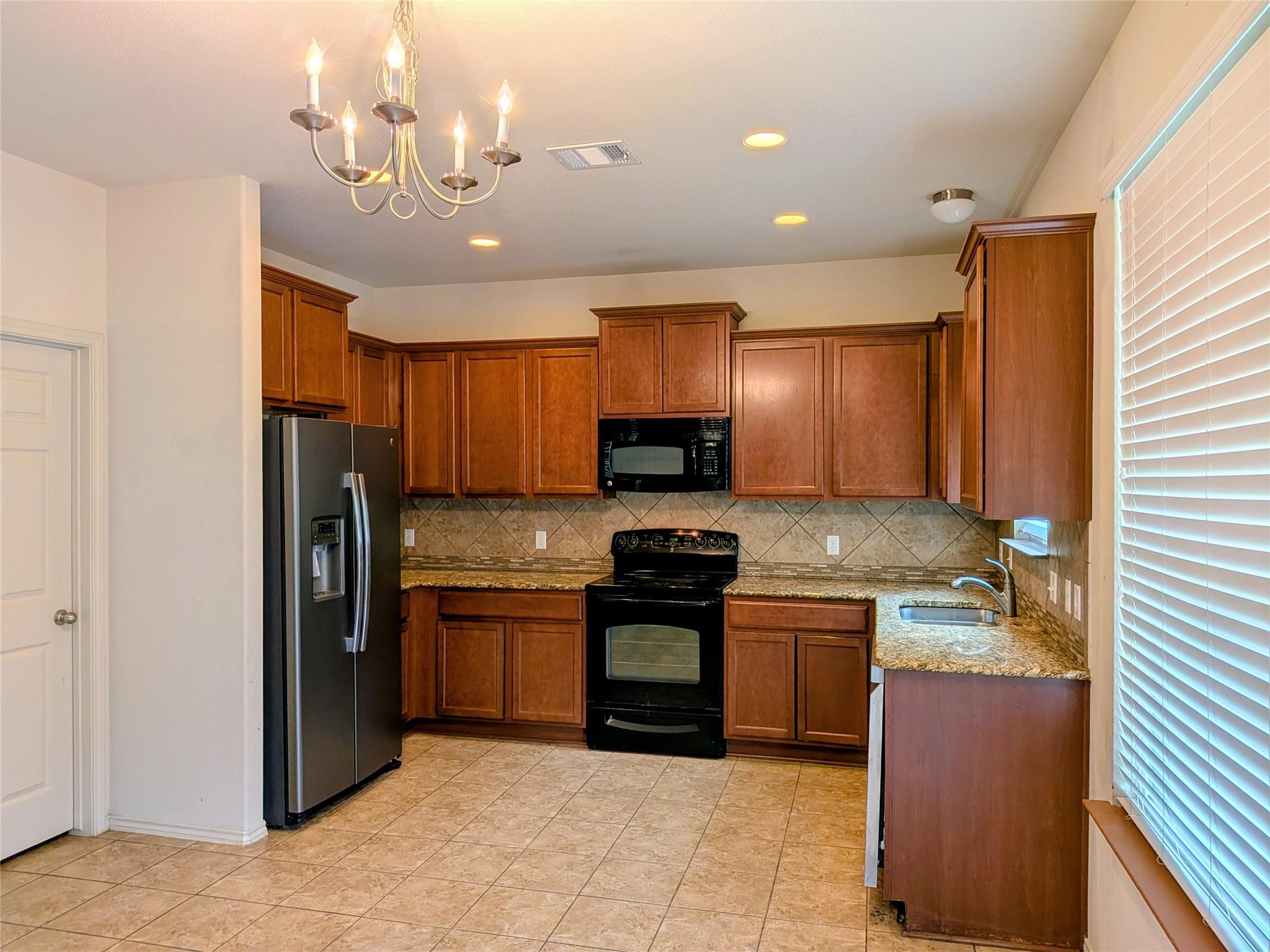 212  Foster Ln, photo 5