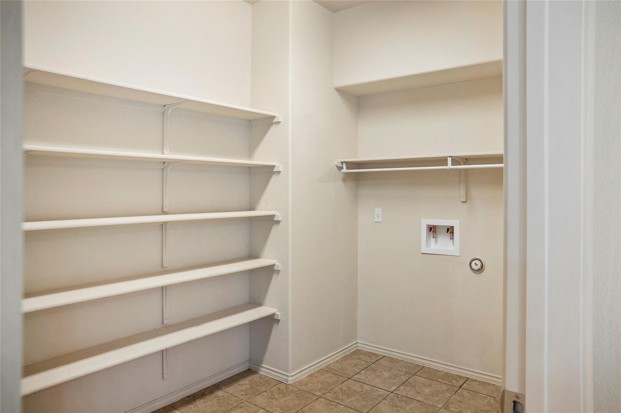 212  Foster Ln, photo 7