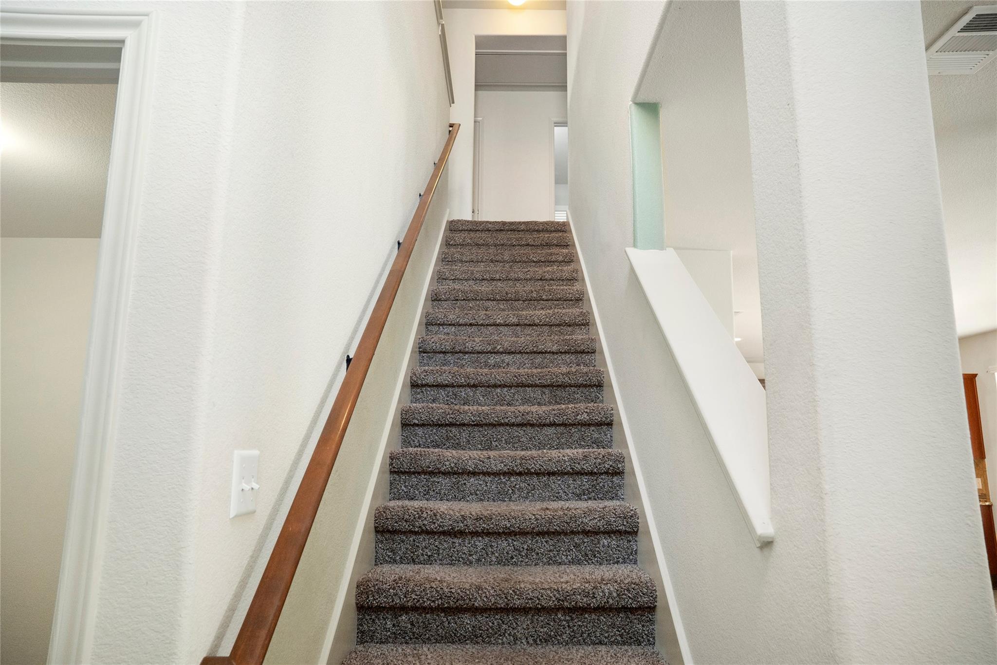 212  Foster Ln, photo 8
