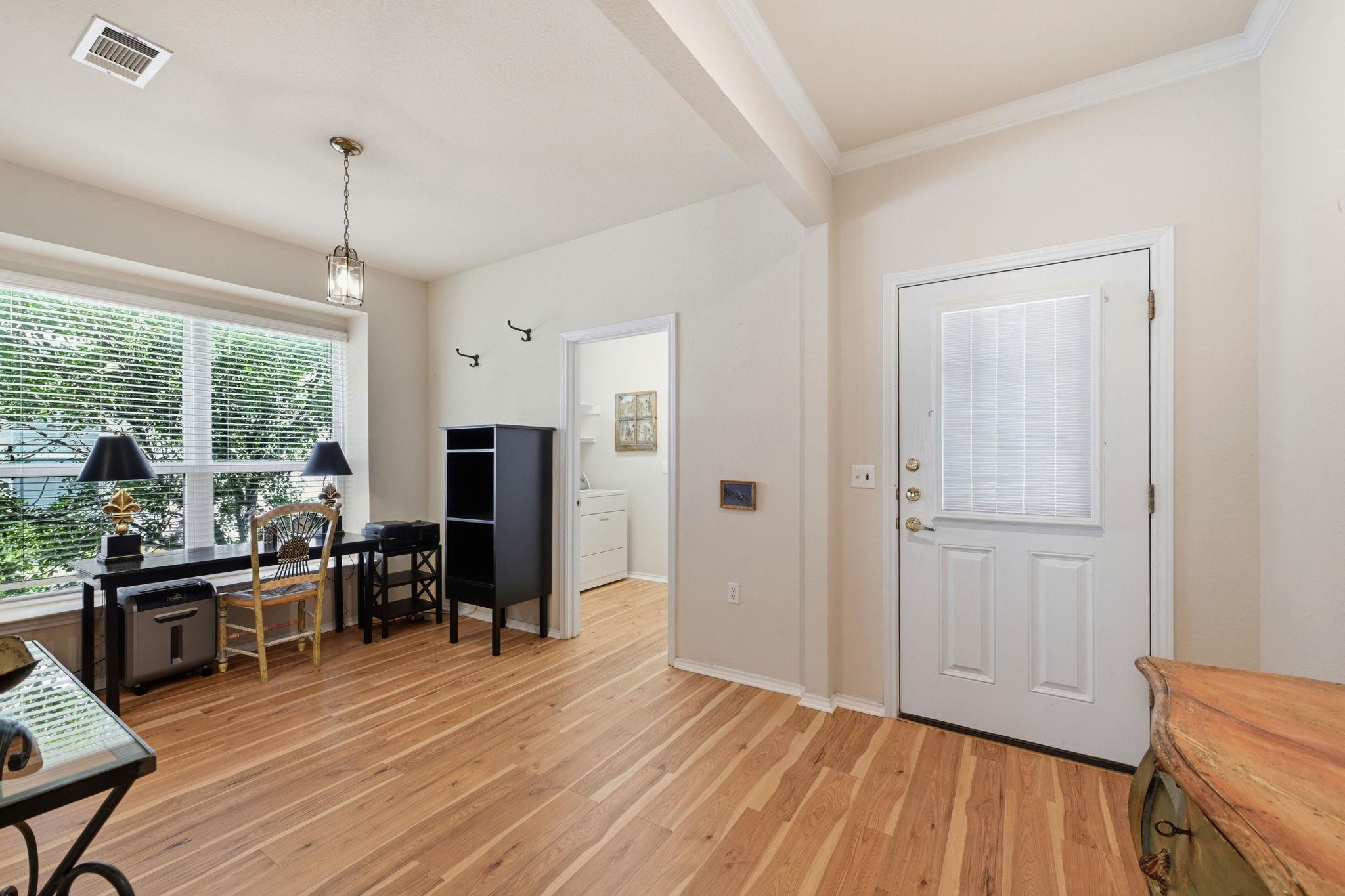 120  Bowie Cir, photo 3