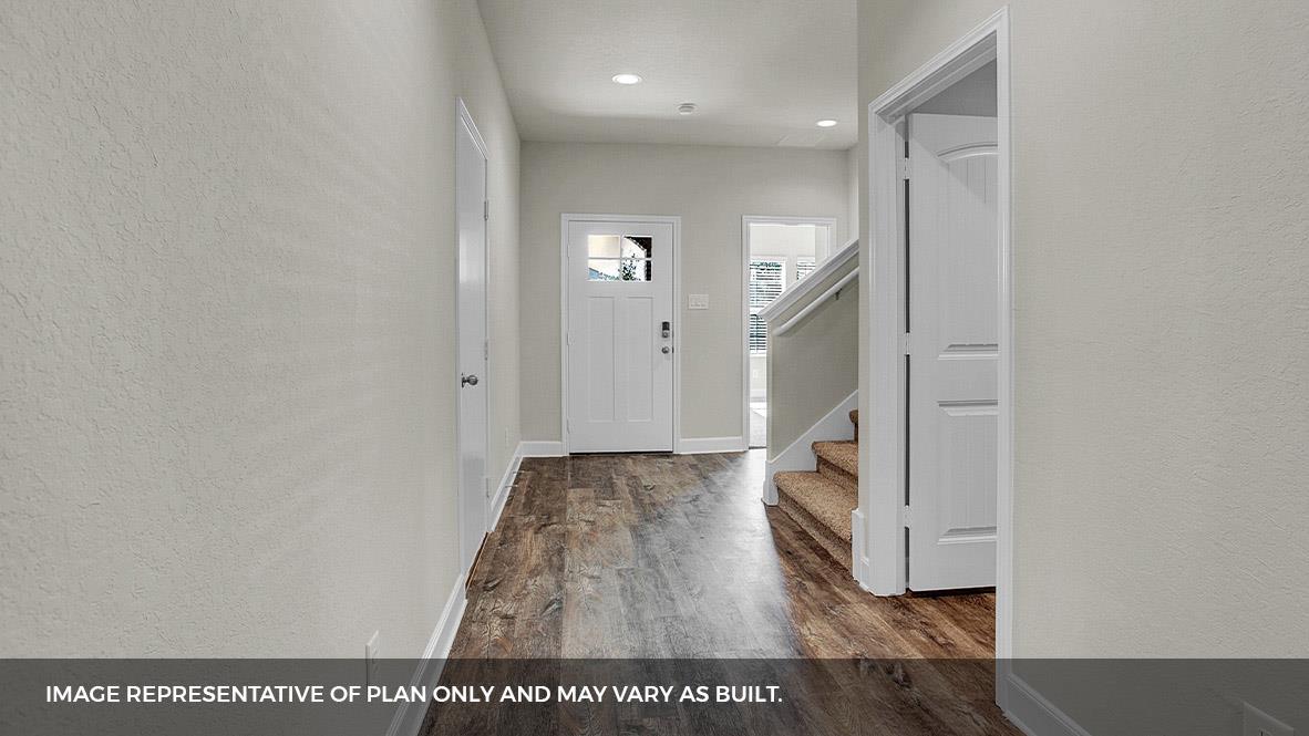 1928  LAZY ACRES St, photo 2
