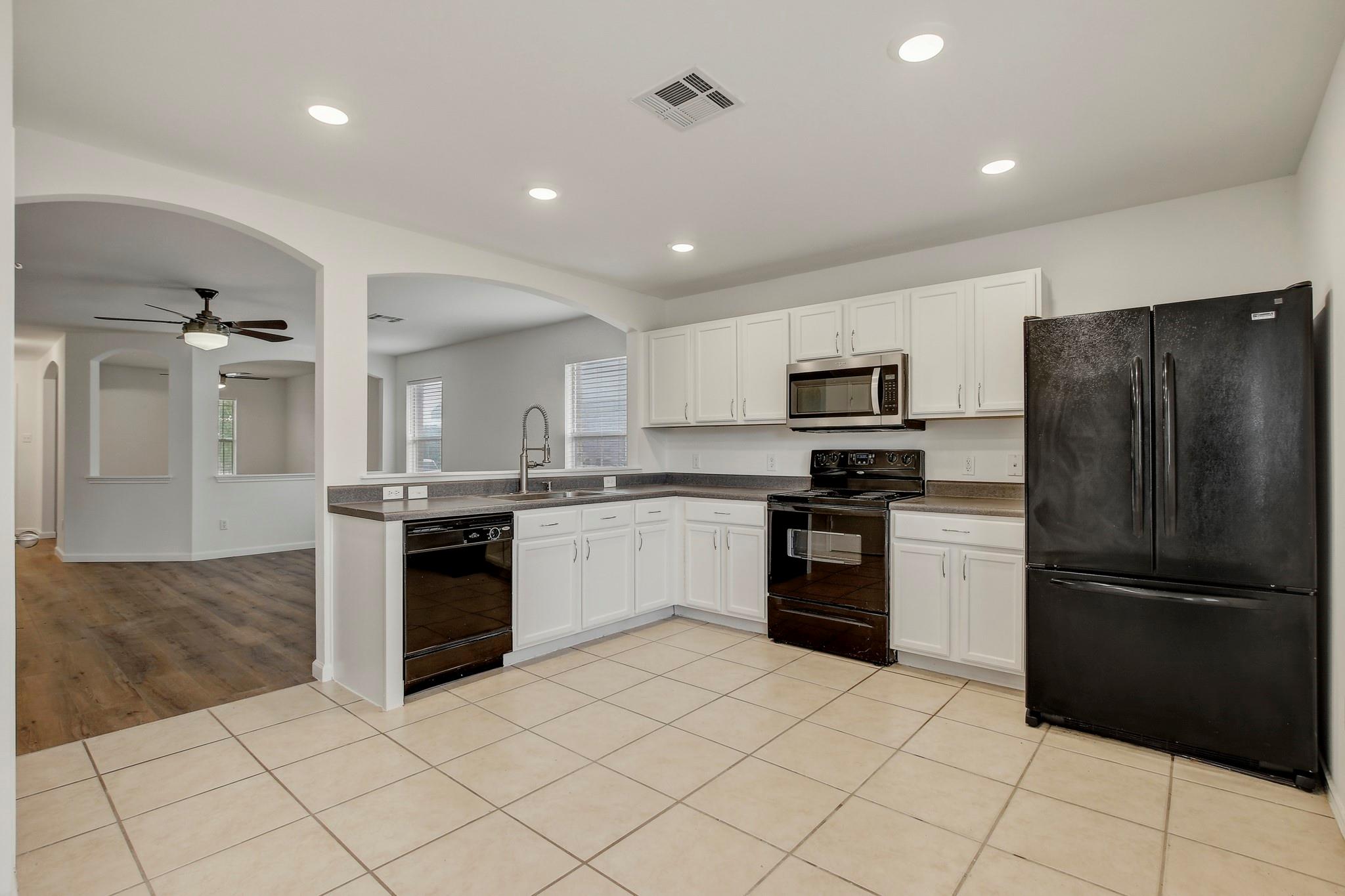 315  Northern Trl, photo 12