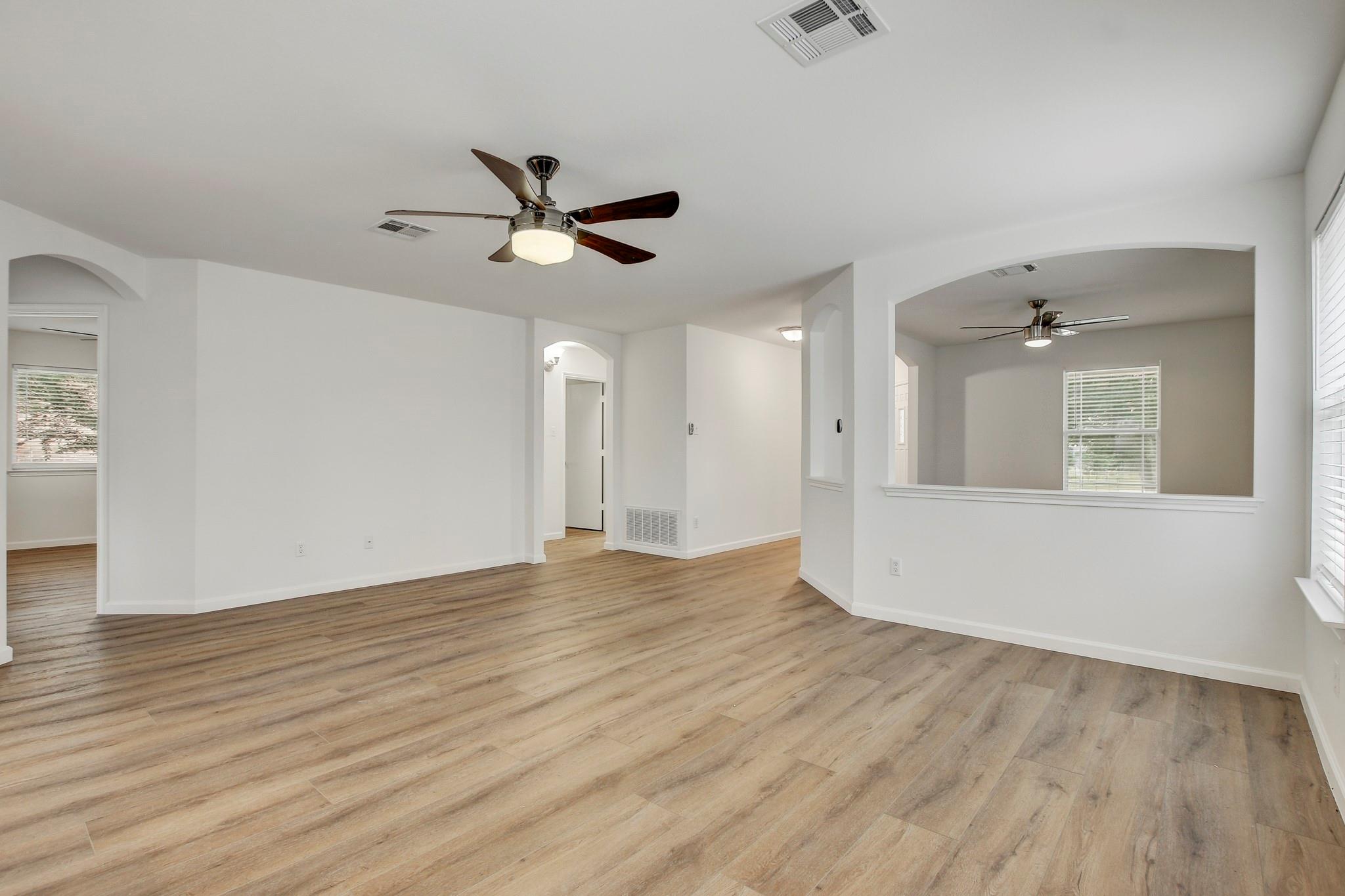 315  Northern Trl, photo 5