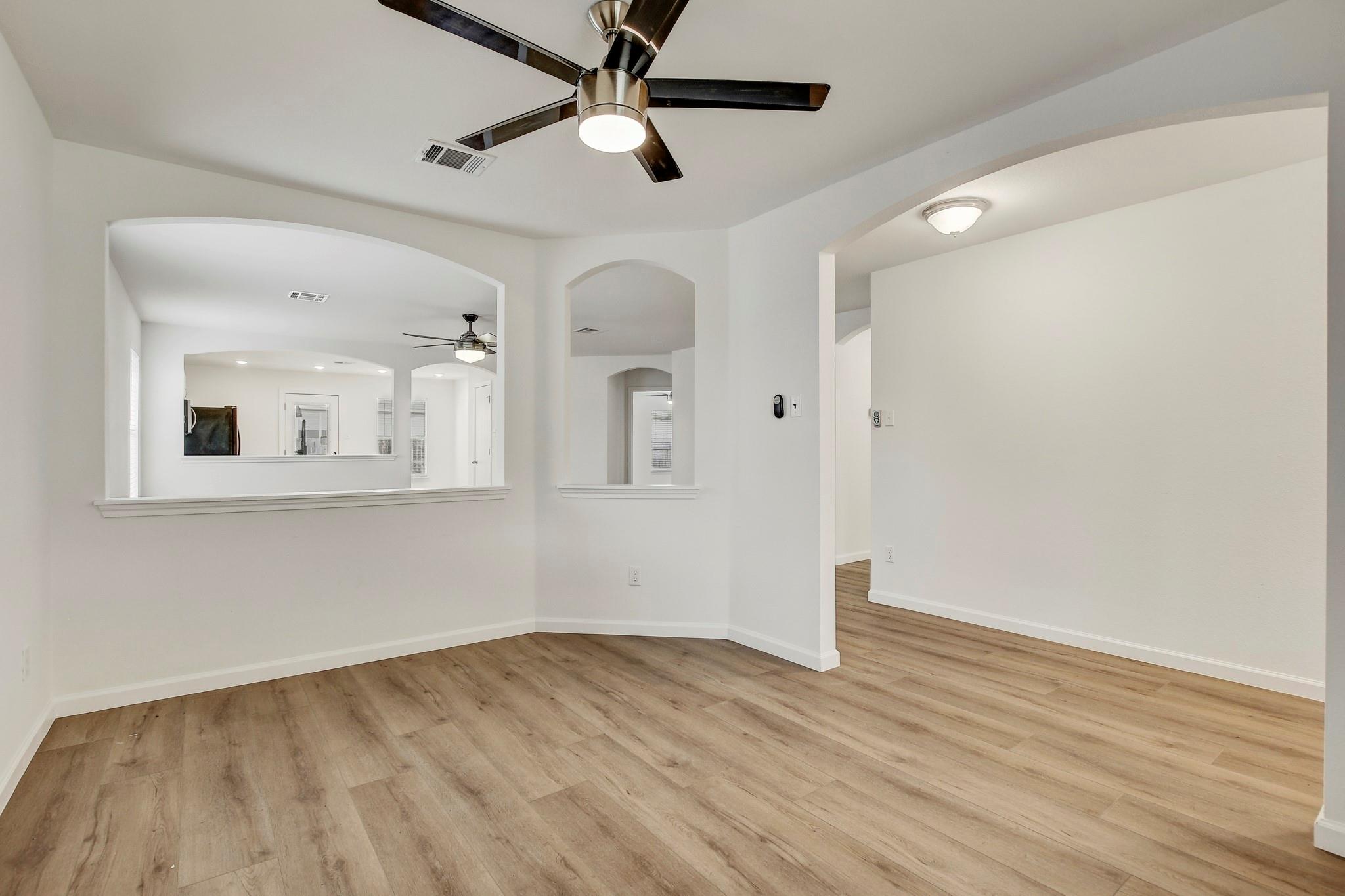 315  Northern Trl, photo 9