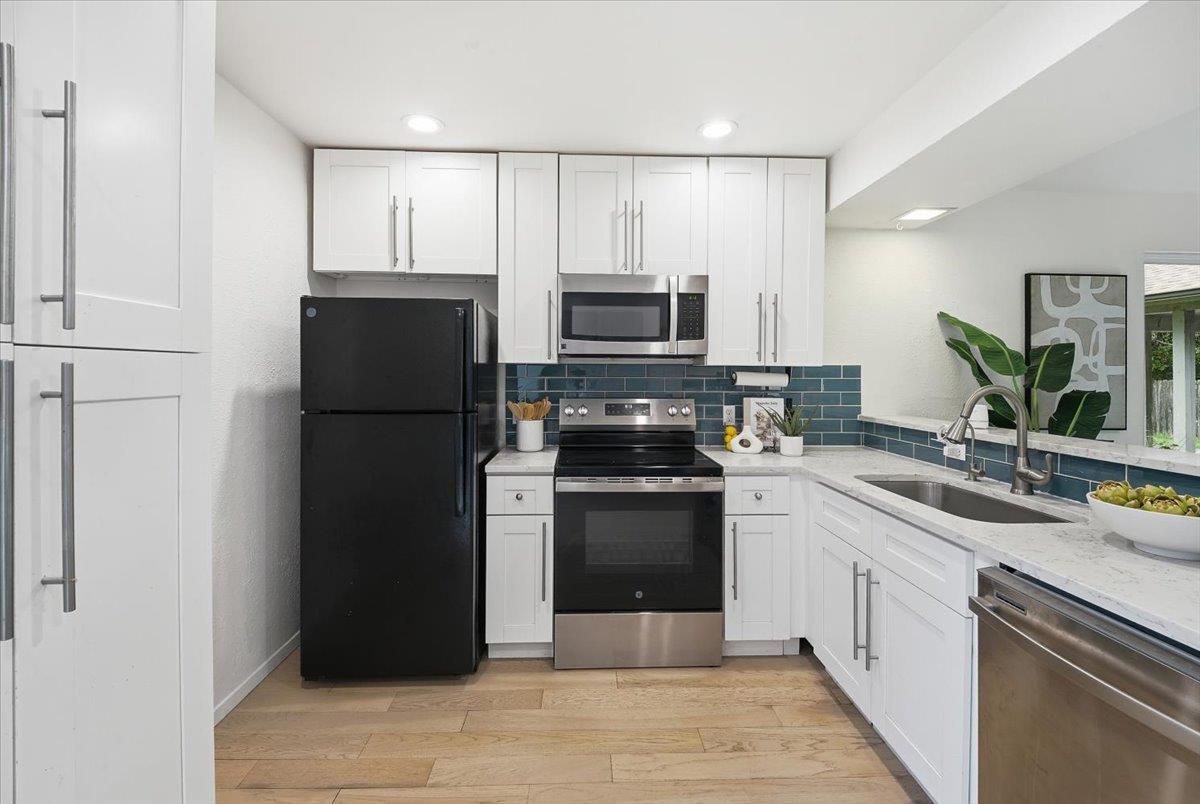 6711  West Gate Blvd  #B, photo 8