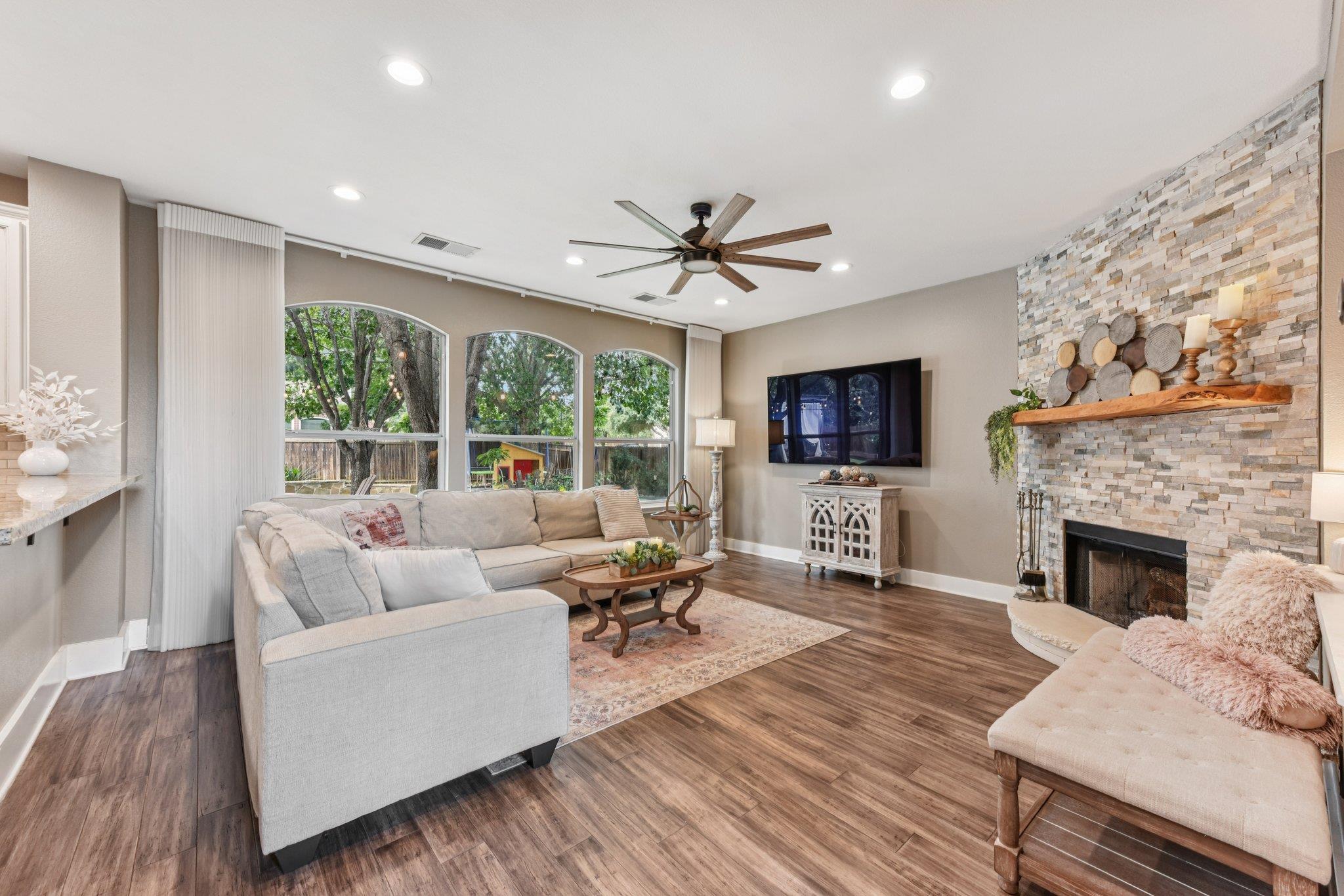 3219  Ash Glen Ln, photo 9