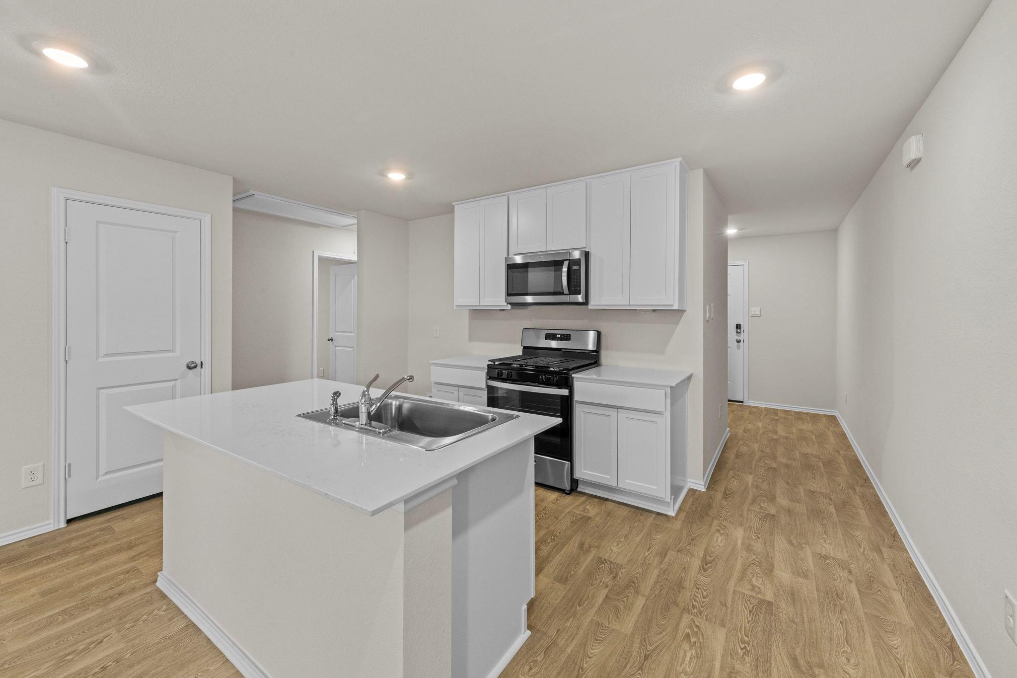 196  Surrey Oaks None, photo 5