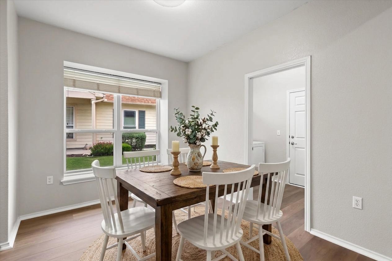 330  Portsmouth Dr, photo 4