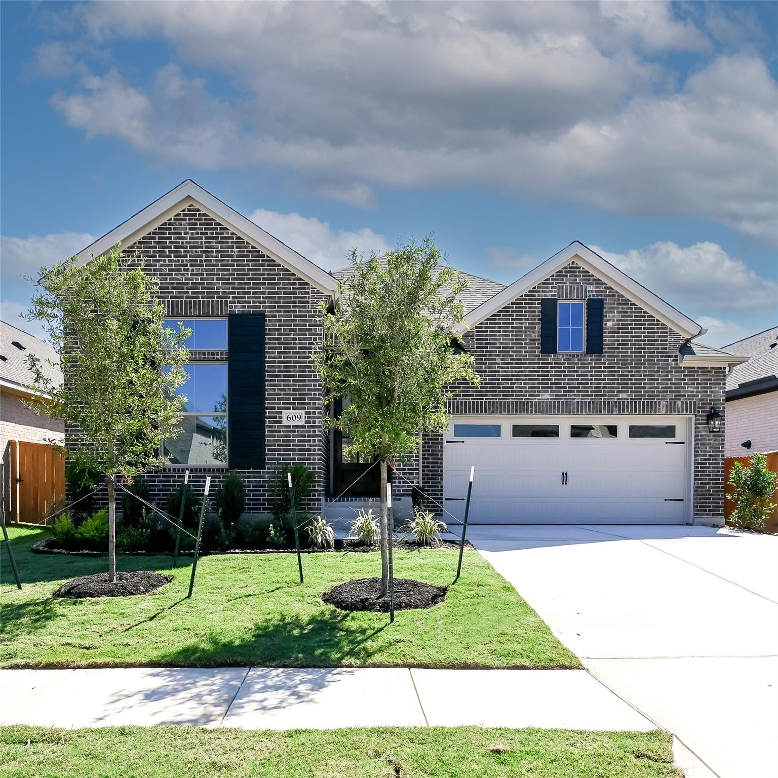 609  Bay Breeze Dr, photo 3