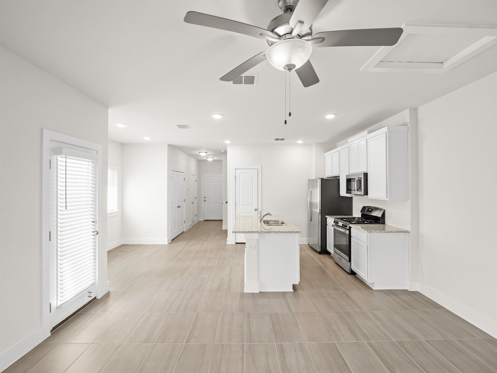 145  Yearling Way, photo 5