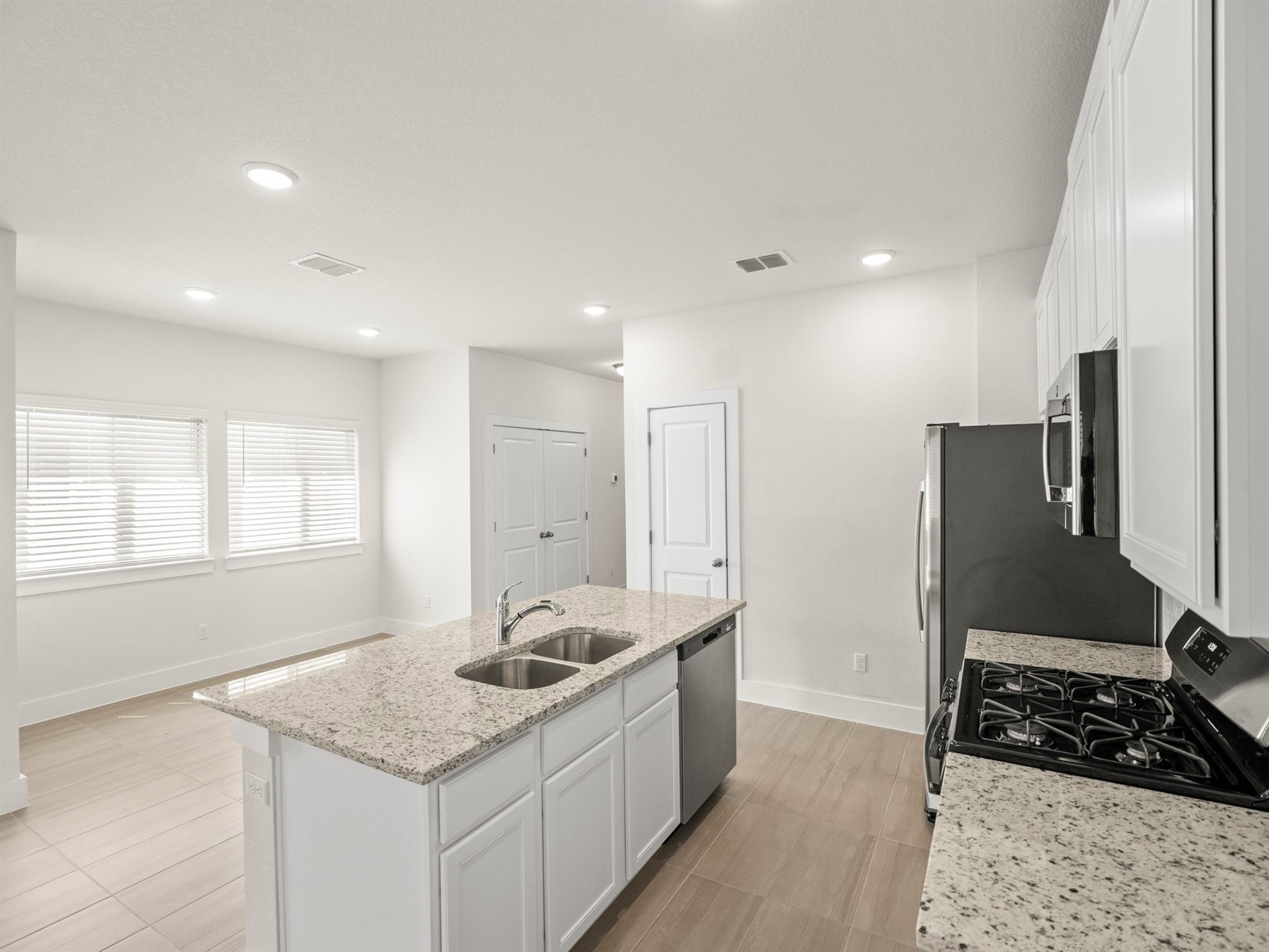 145  Yearling Way, photo 6