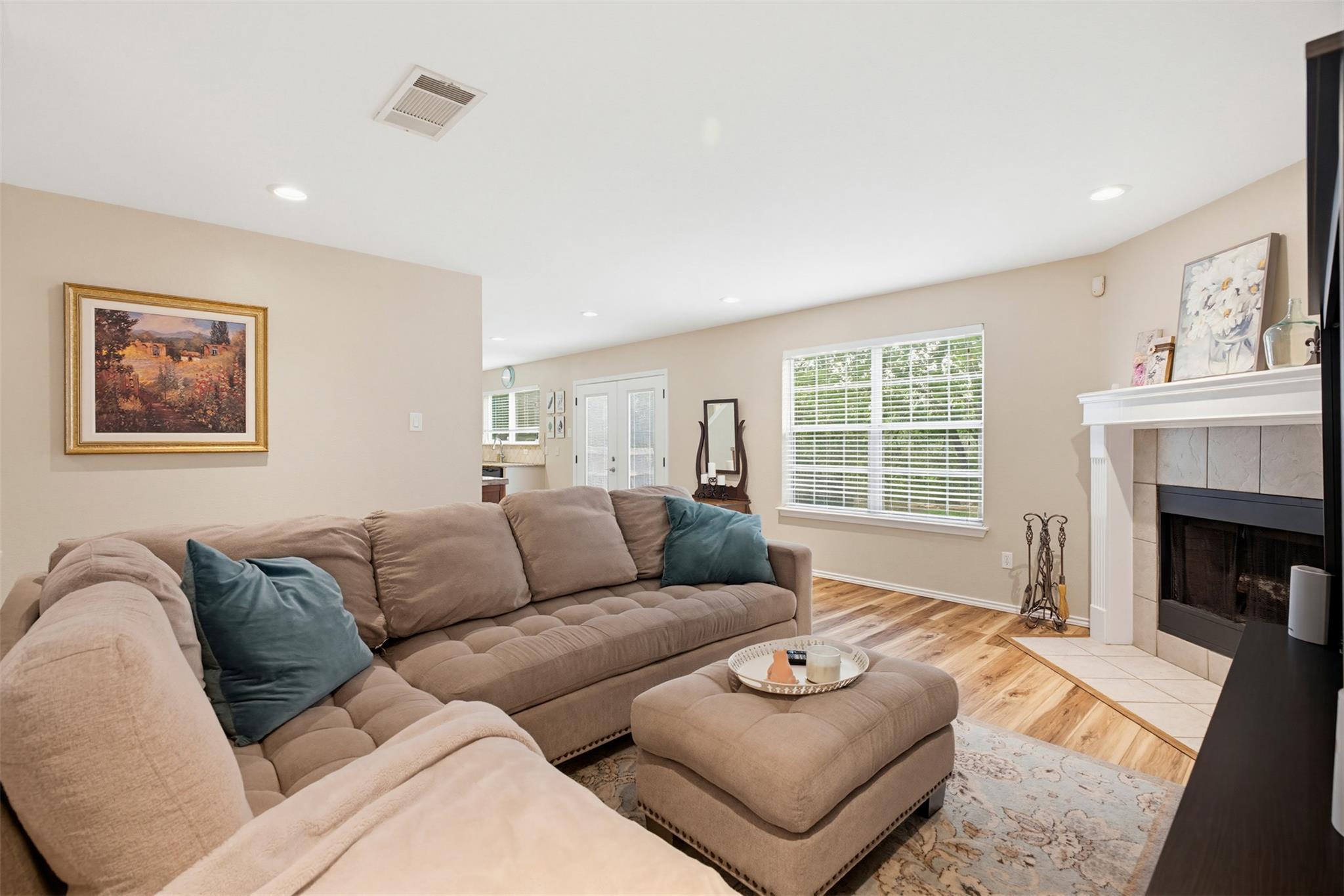 369 S Kates Cv, photo 9