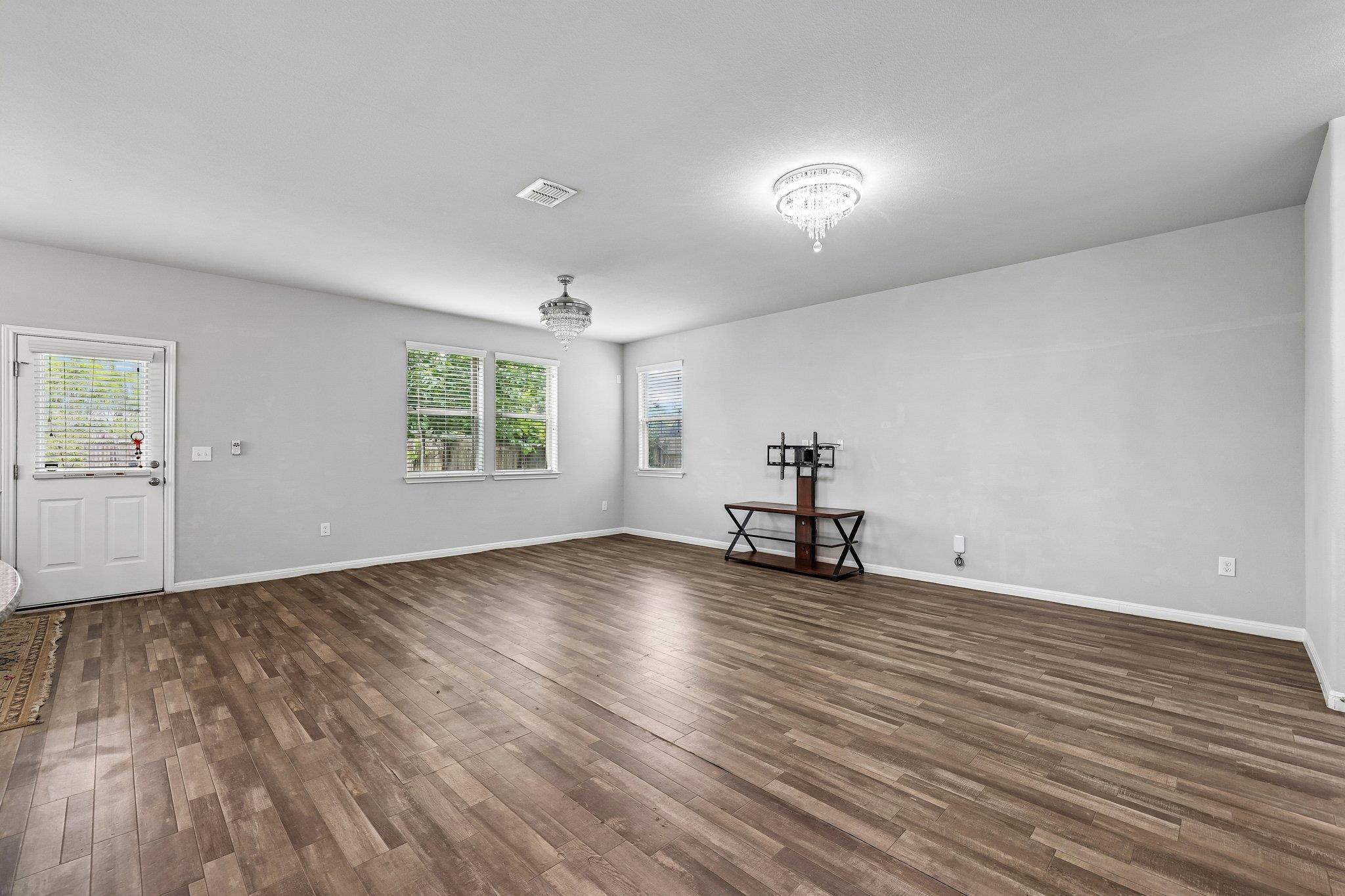 387  Guemal Rd, photo 7
