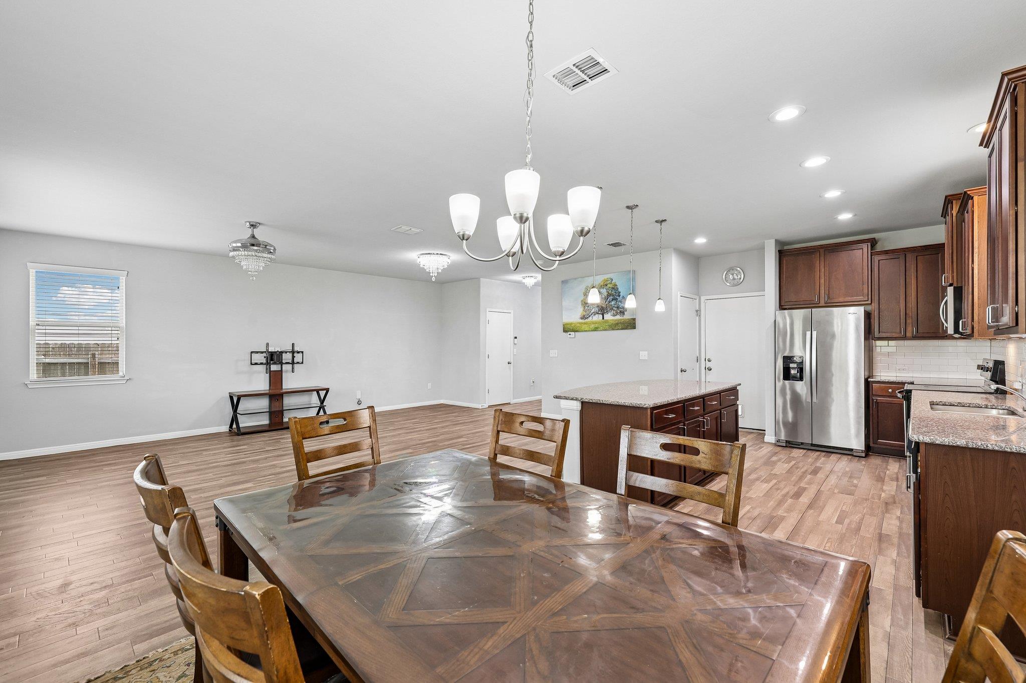 387  Guemal Rd, photo 8