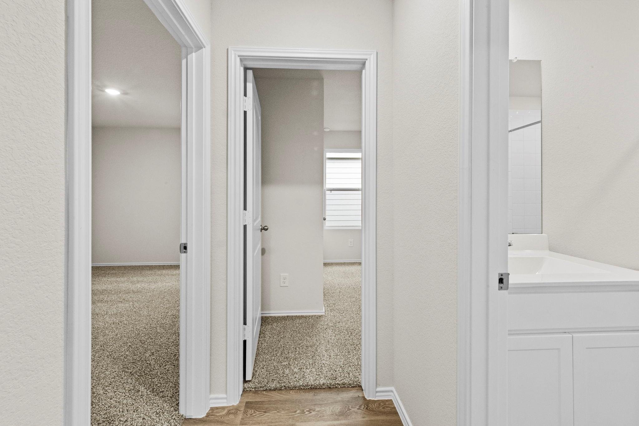 417  Low Pasture Trl, photo 12