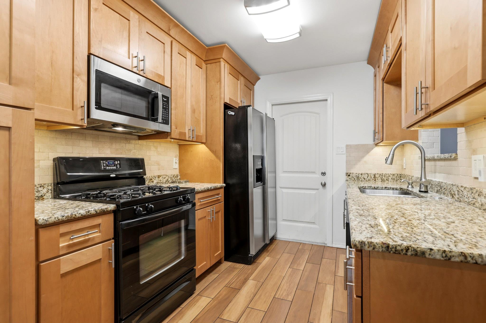 7106  Moat Cv, photo 11