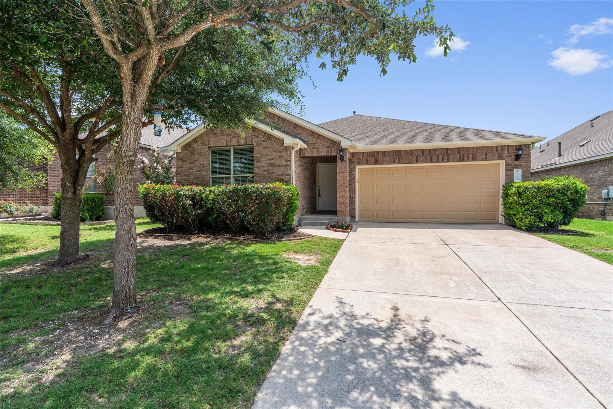 3021  Angelina Ct, photo 2