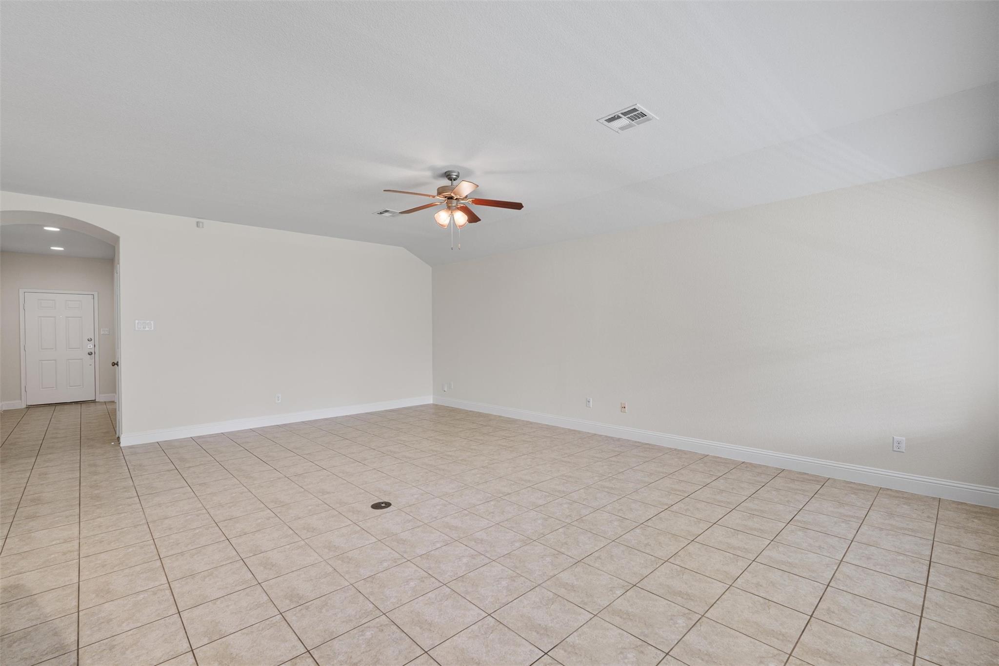 3021  Angelina Ct, photo 5