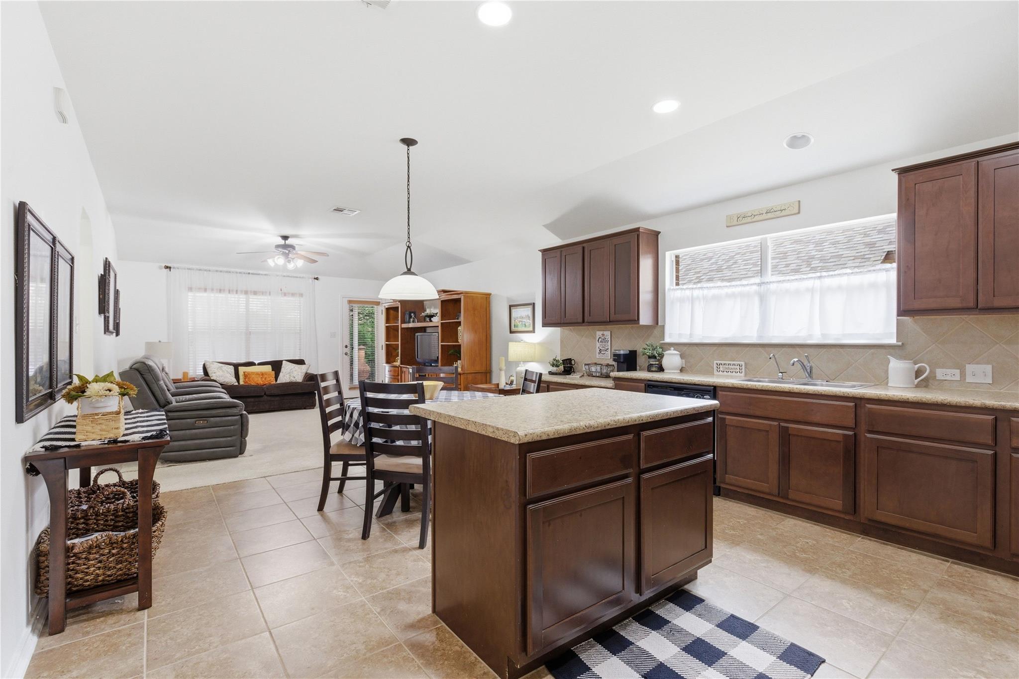 180  Mystic Shadow Ln, photo 4