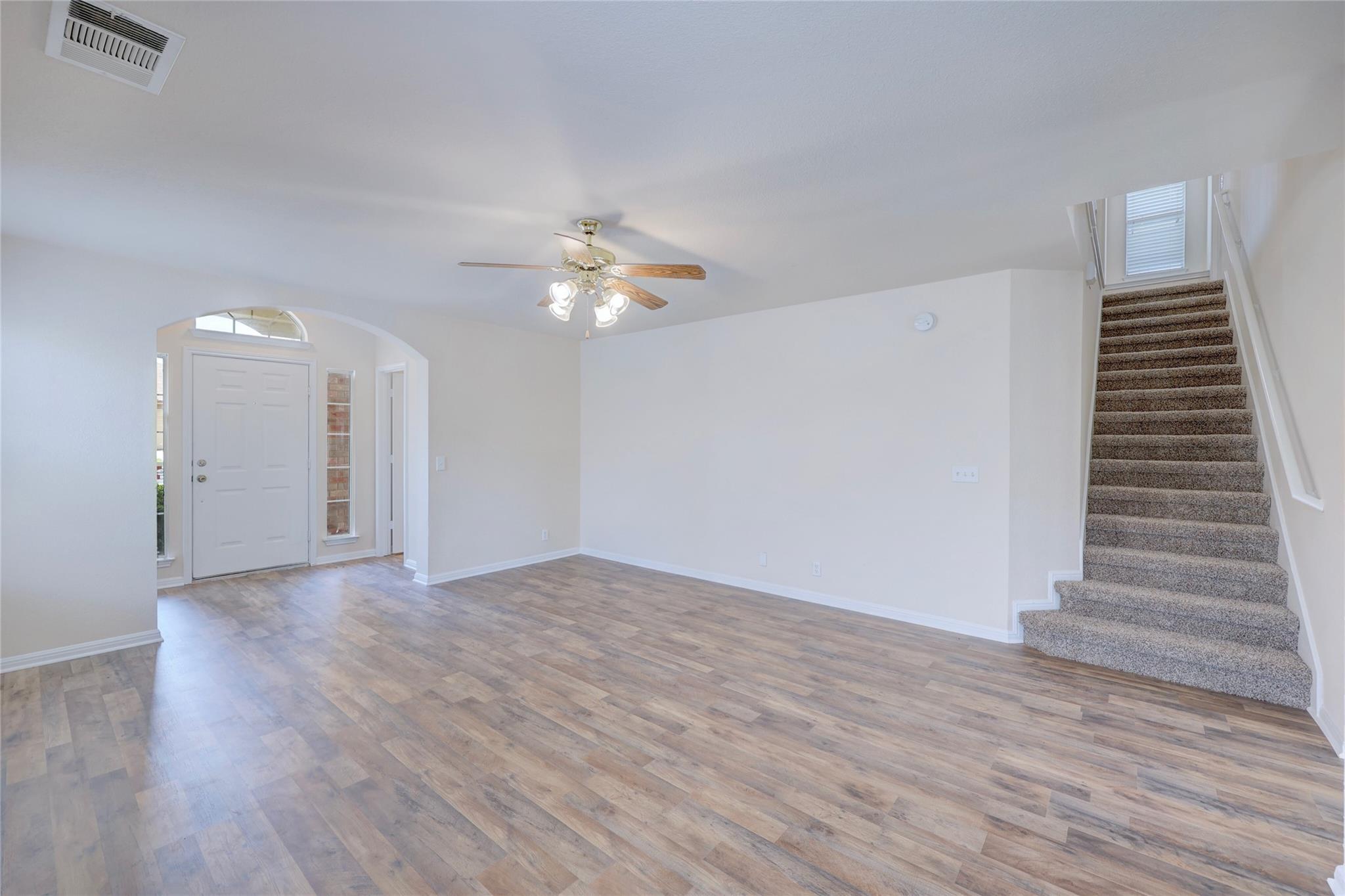 324  Avalanche Ave, photo 4