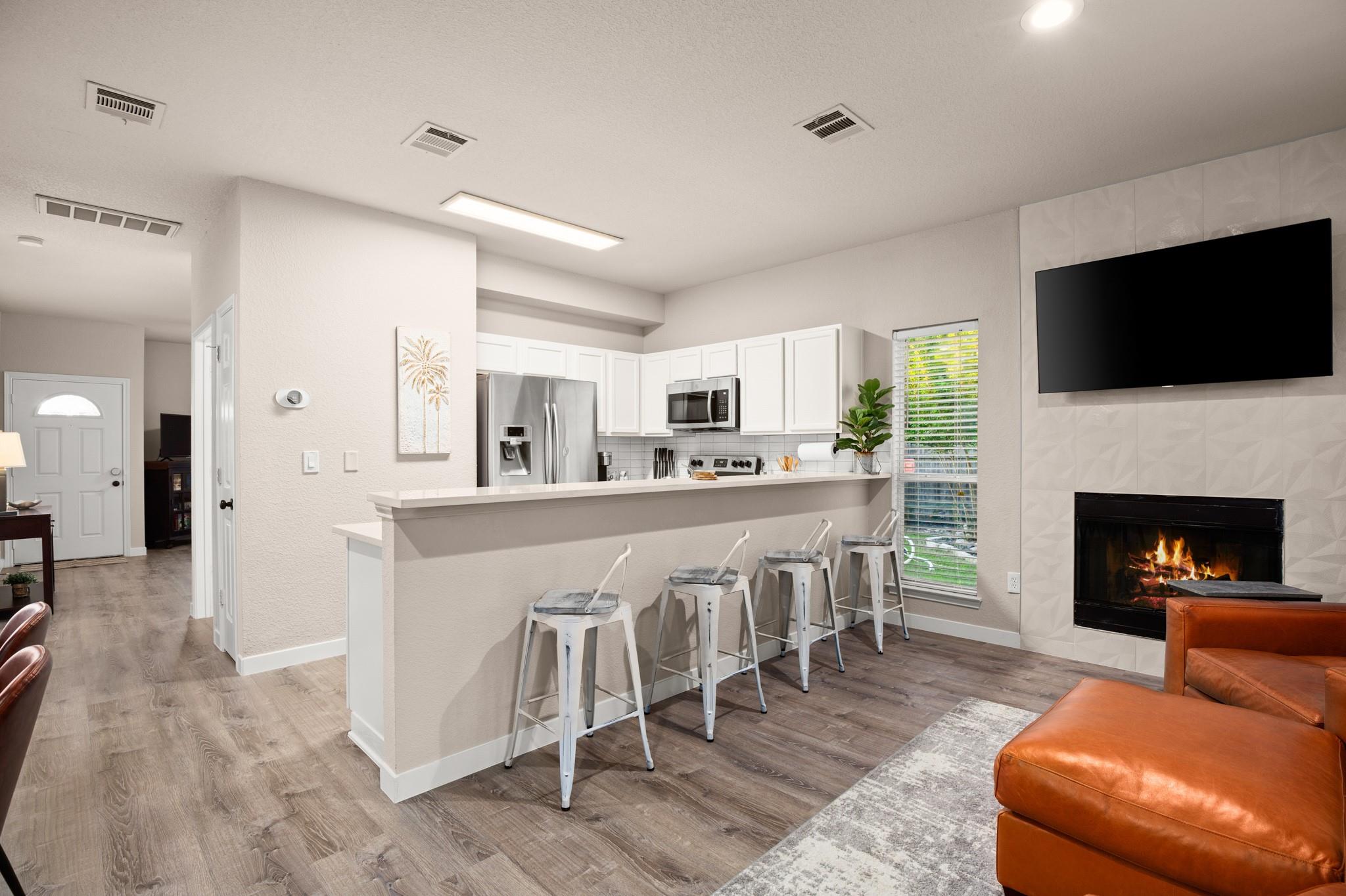 2534  Georgian Dr, photo 4