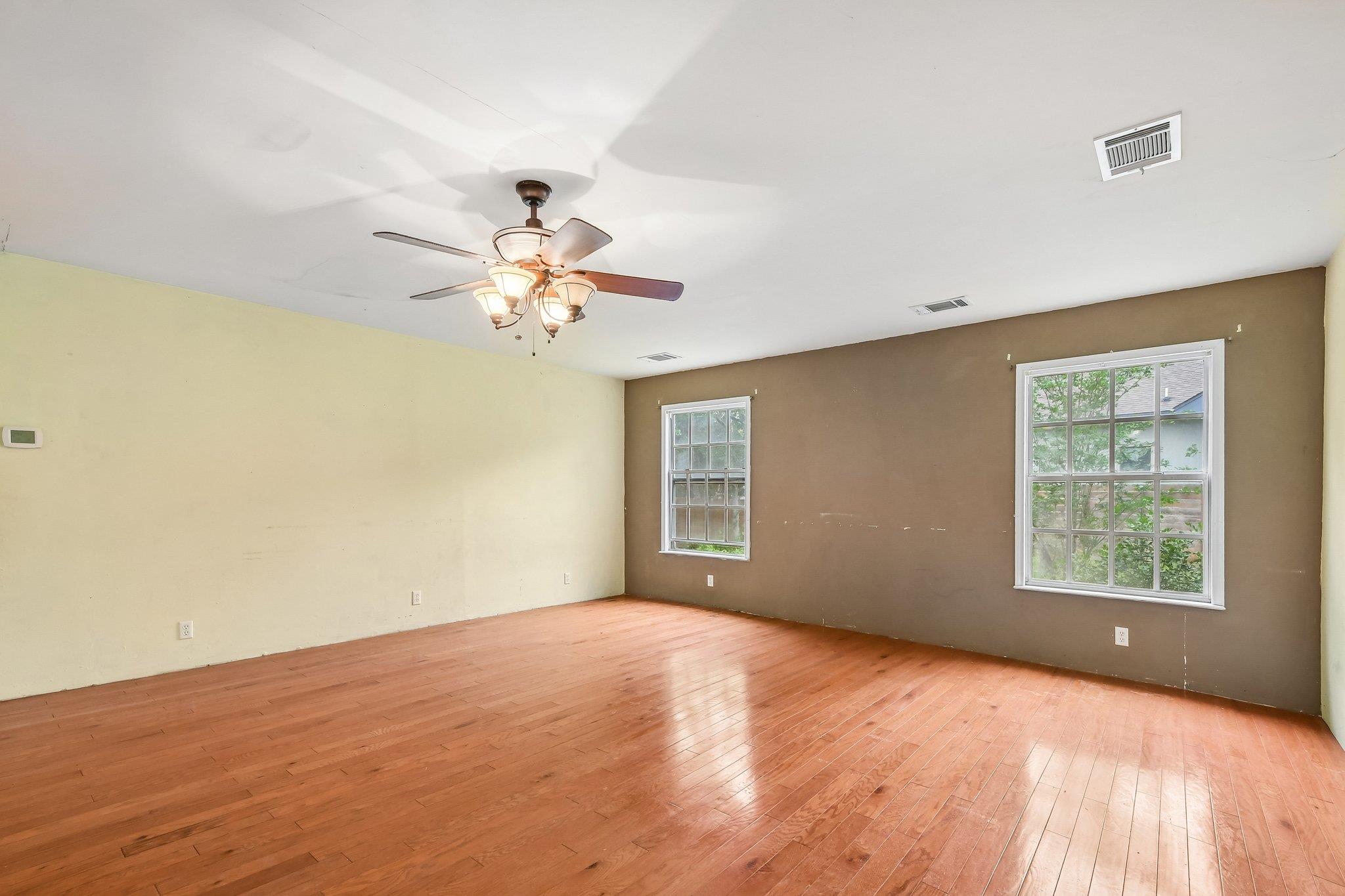116  Hart Ln, photo 7