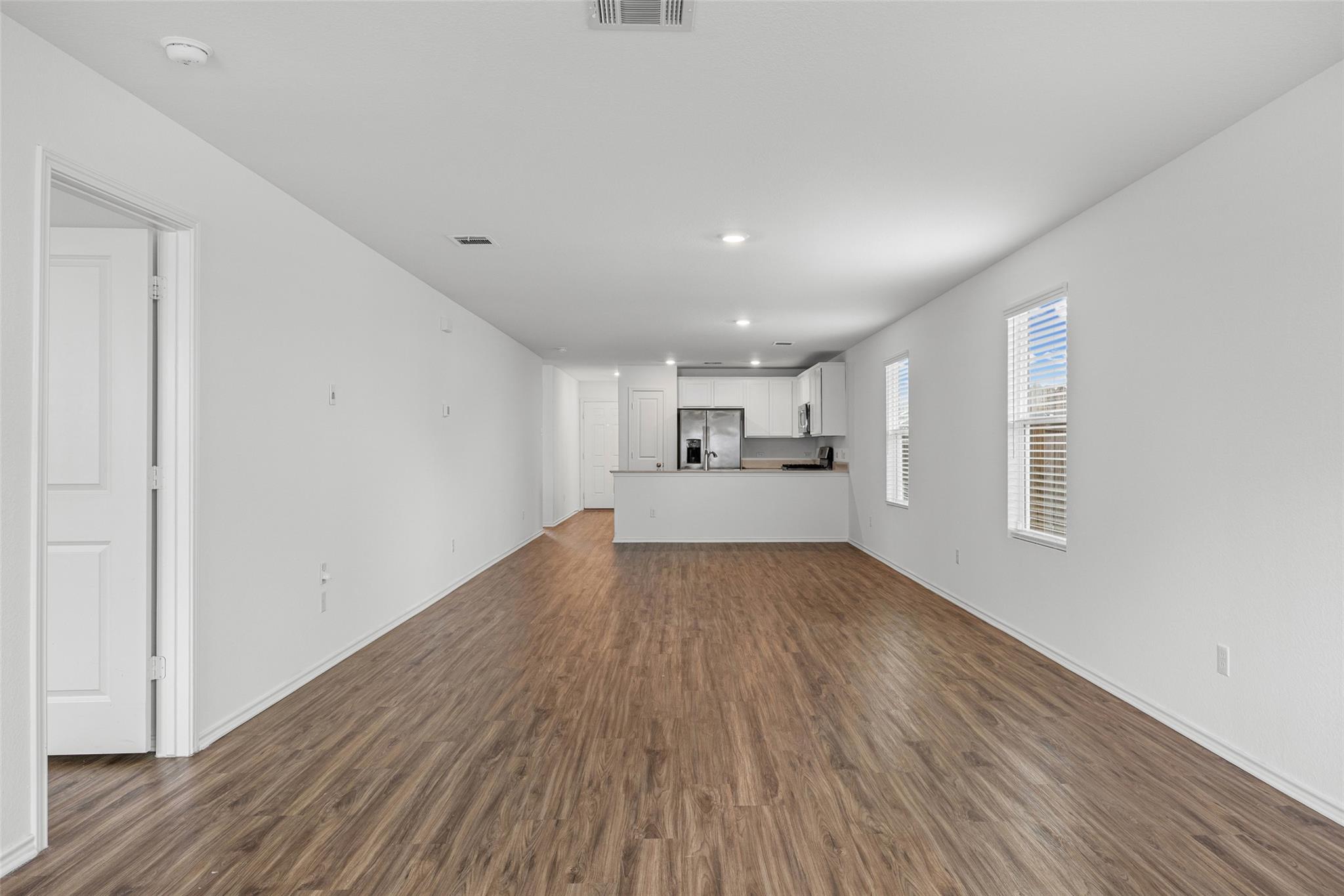 364  Gabbro Gdns, photo 4