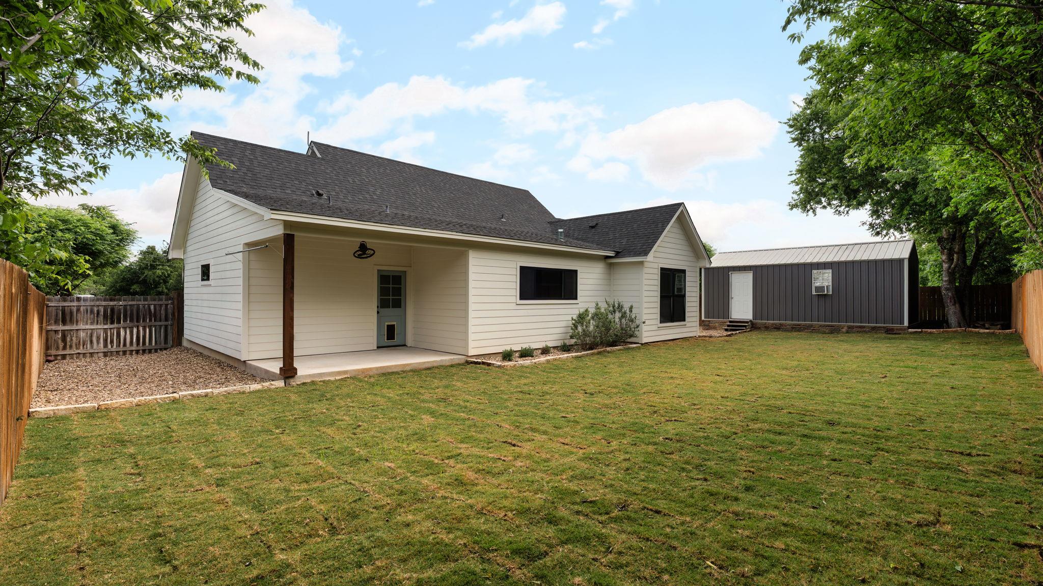 402 E Ash Dr, photo 6
