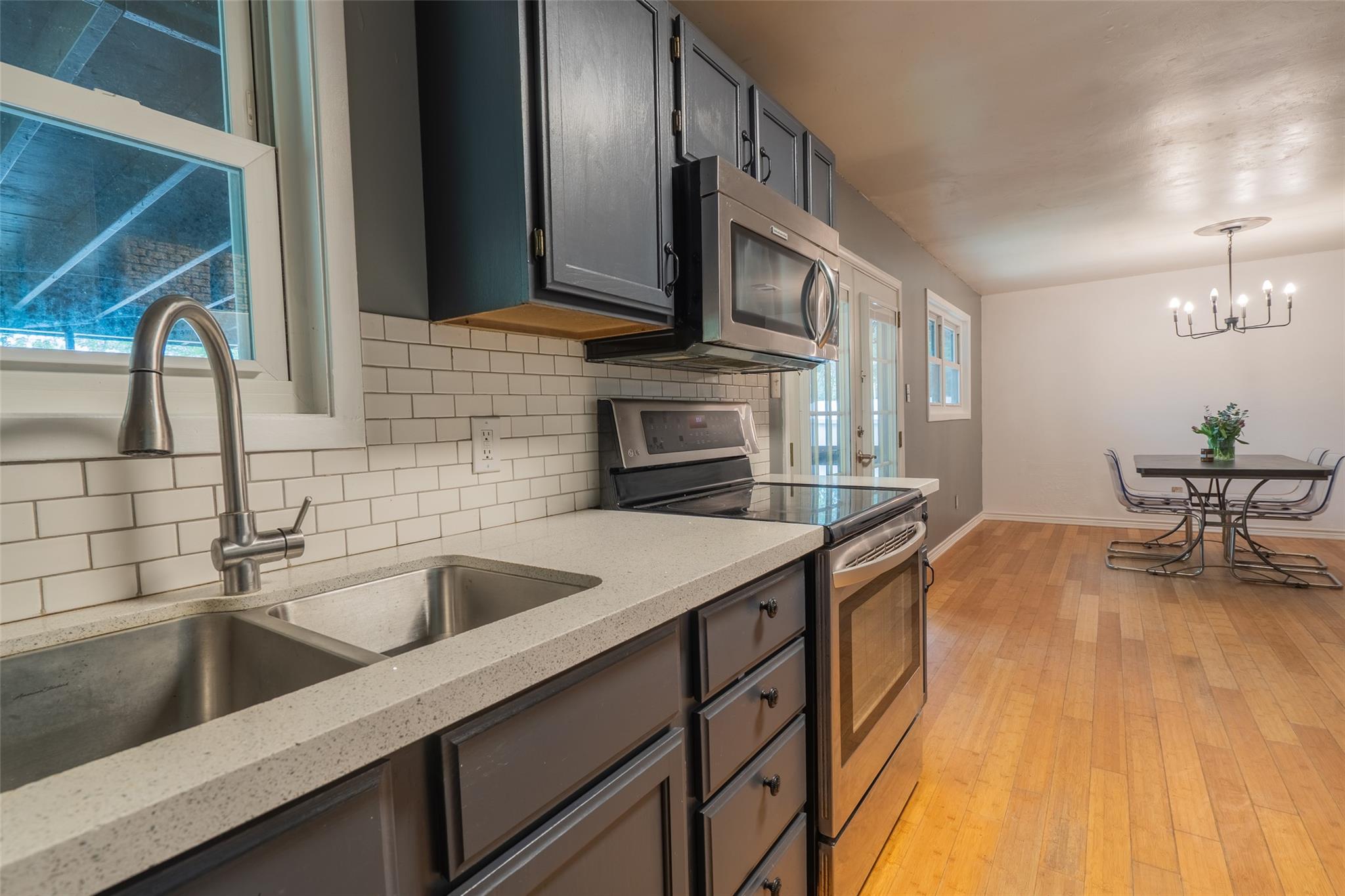 3209  River Rd, photo 4