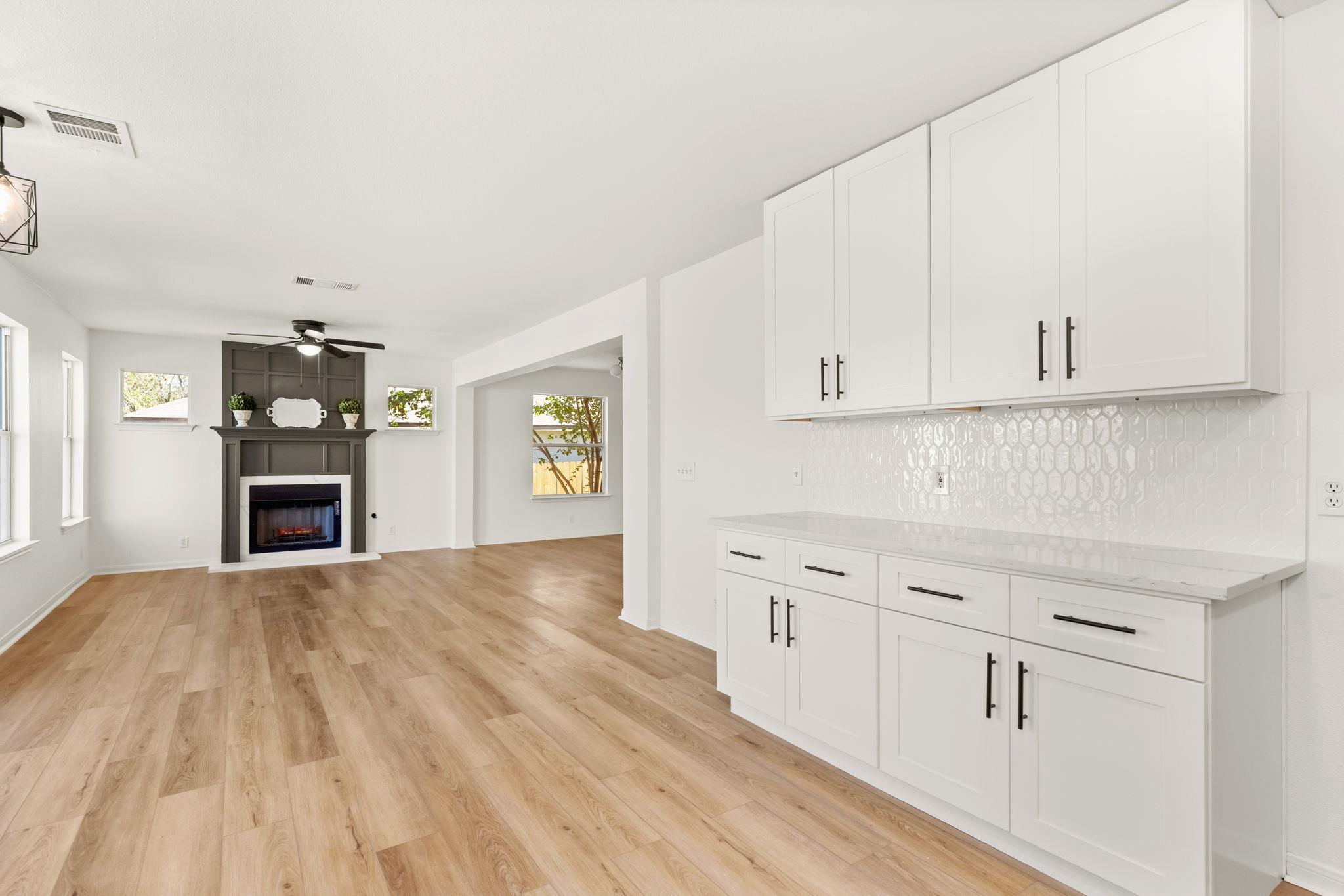 208  Langely St, photo 12