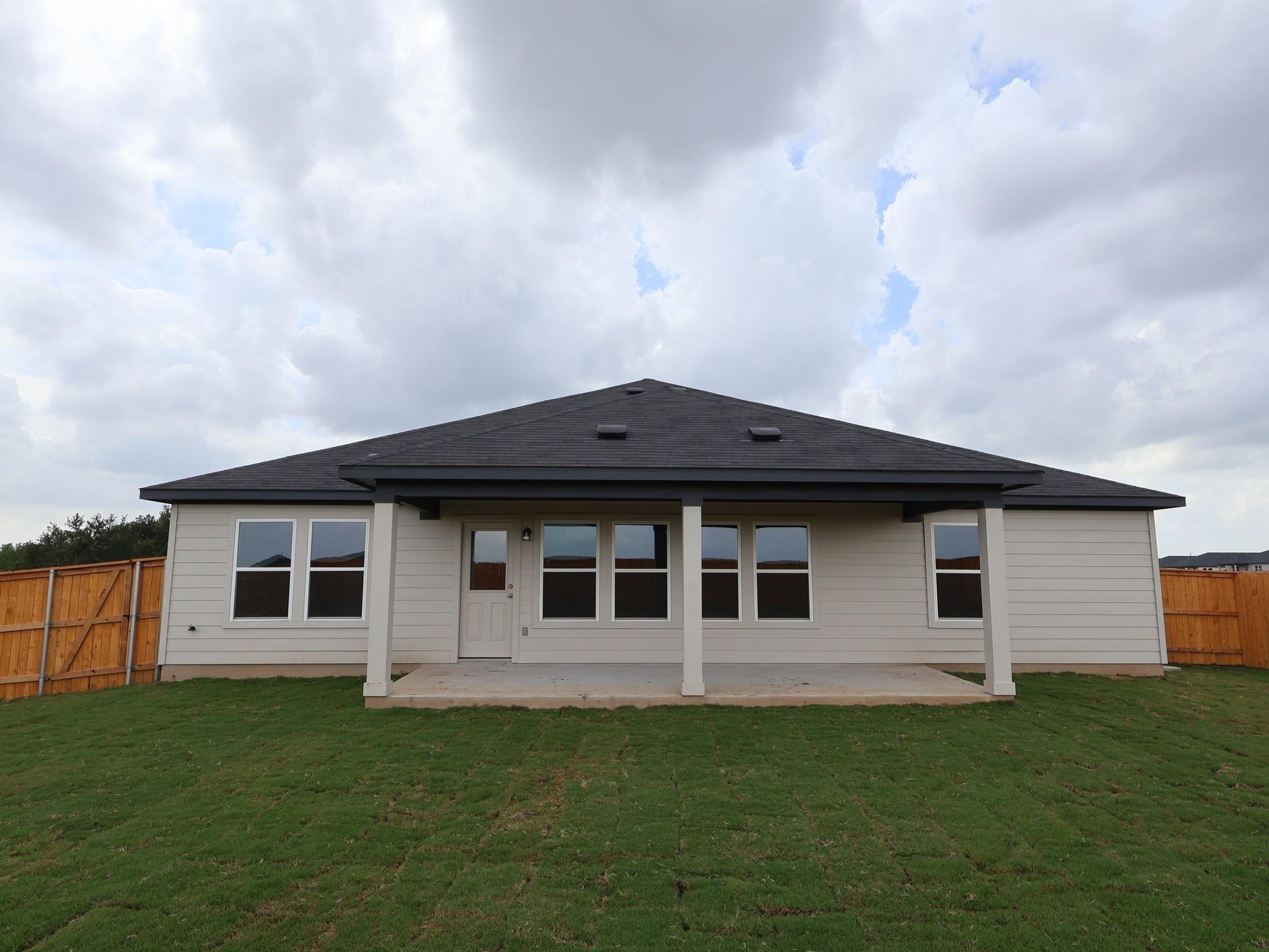 20009  Cornyn Ln, photo 2