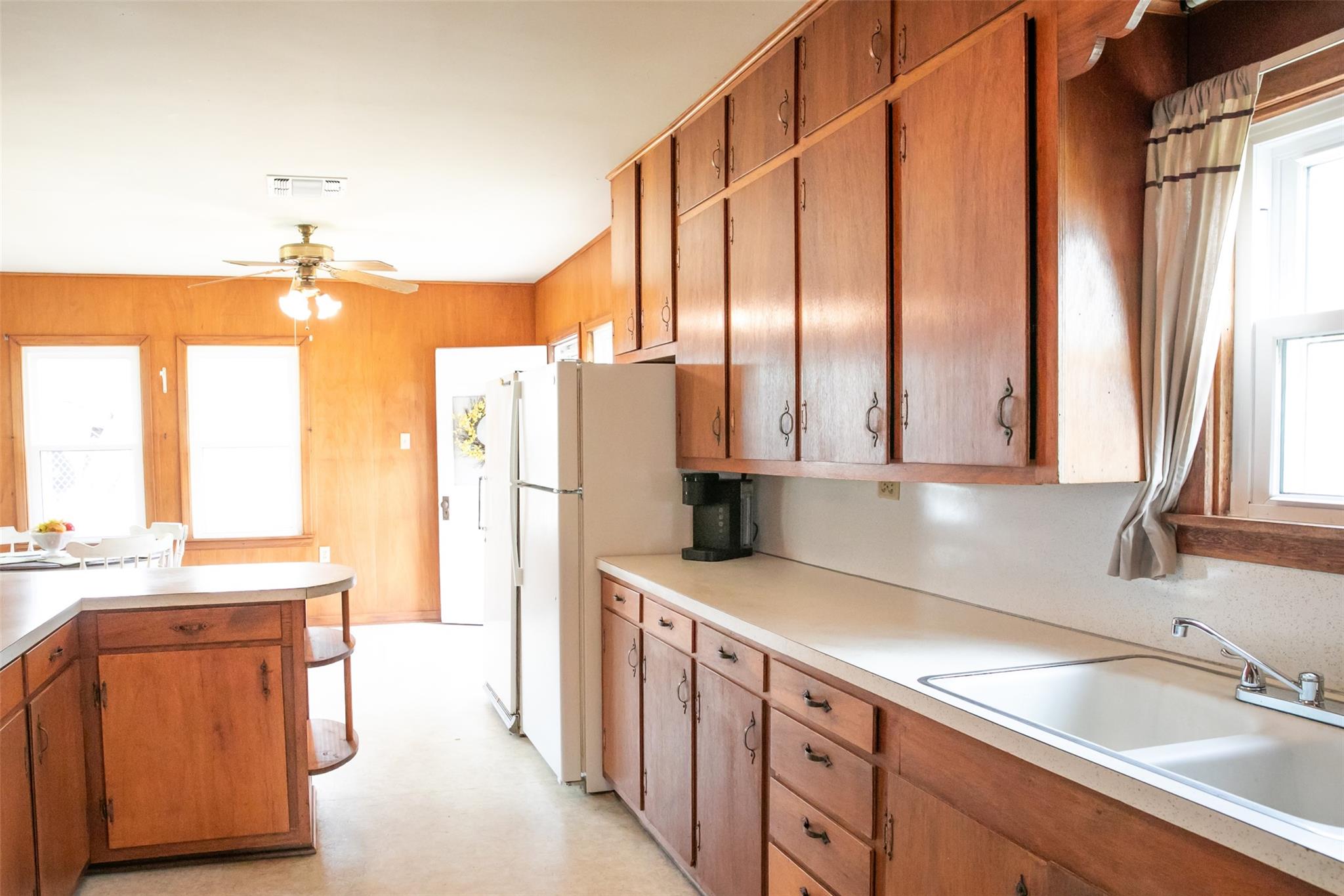 400 N Brazos St, photo 10