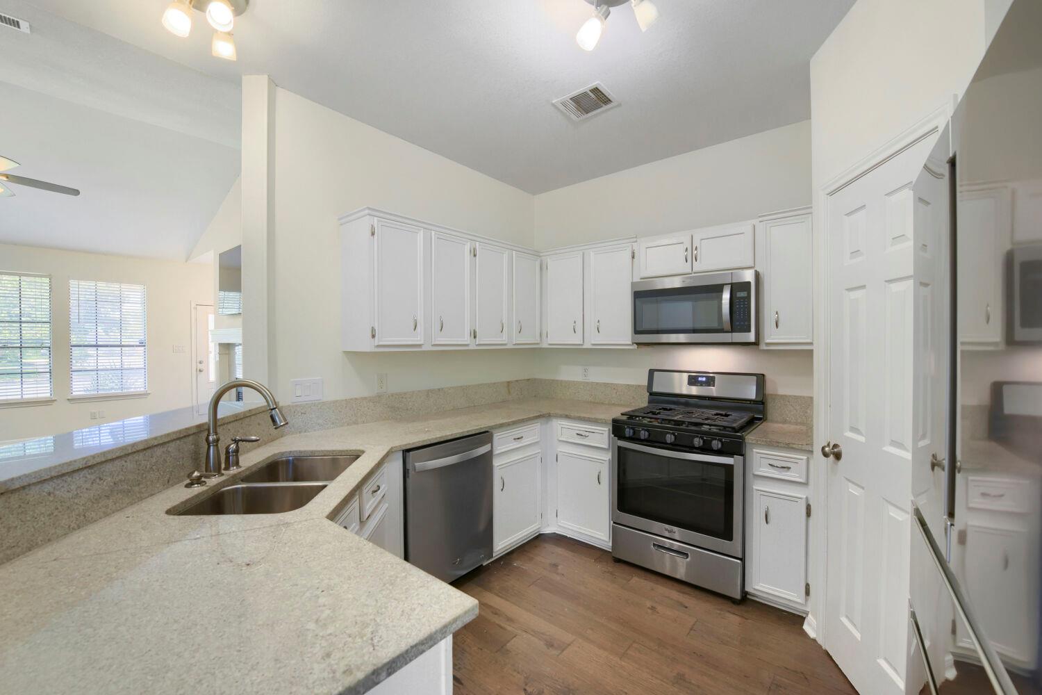 5806  Abilene Trl, photo 6
