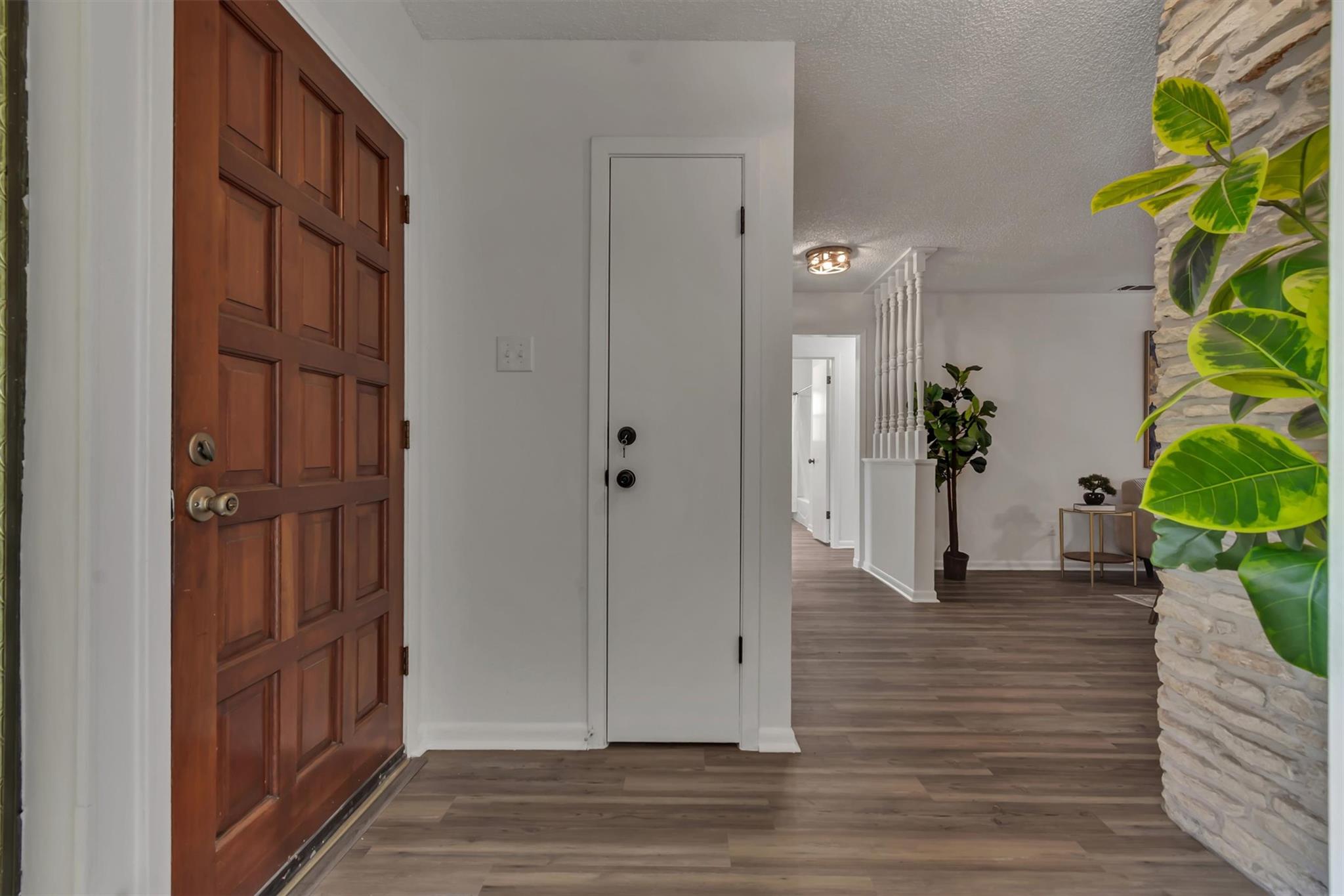 1610  Karen Cv, photo 6