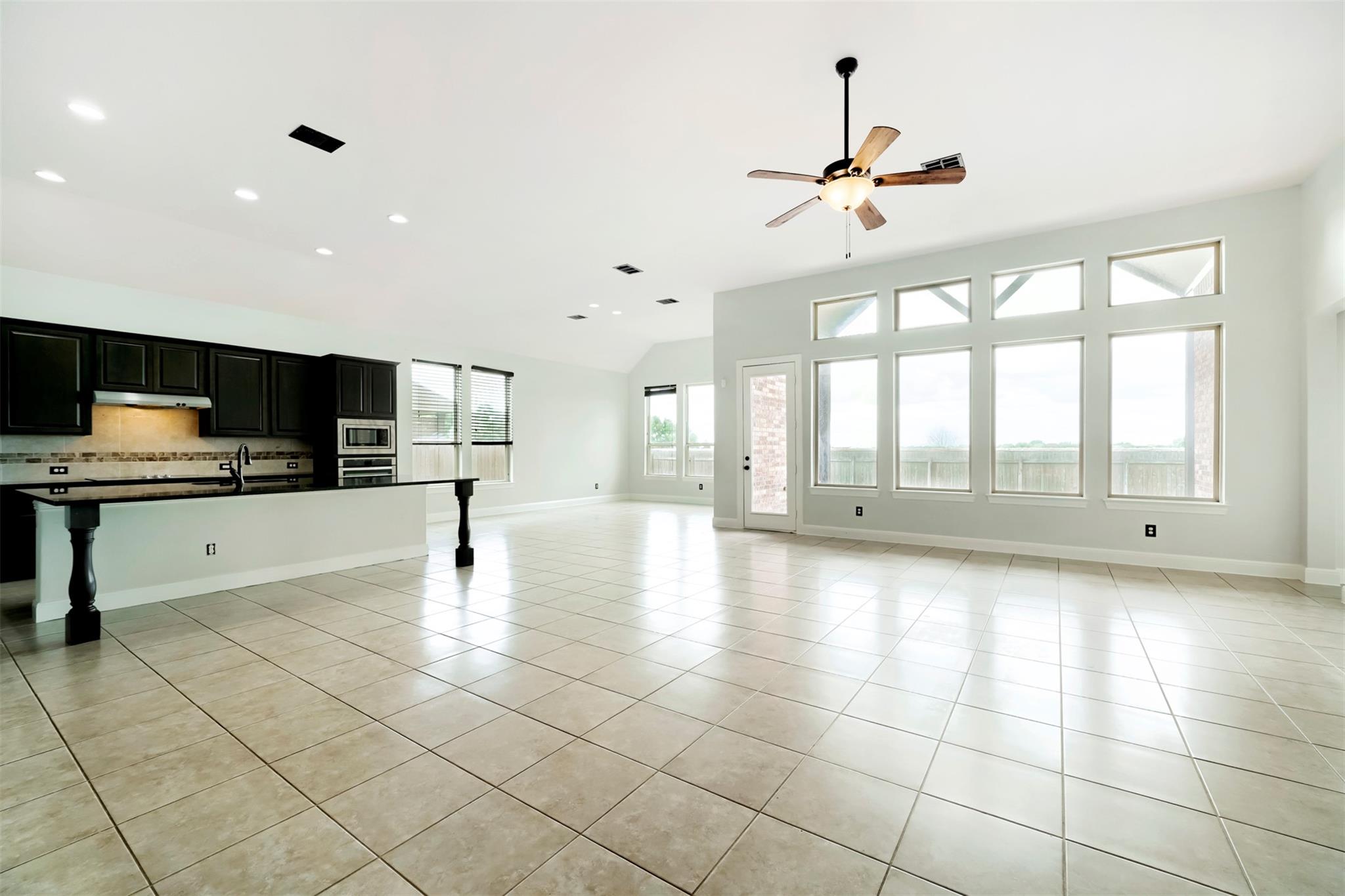 1012  Hillrose Dr, photo 5