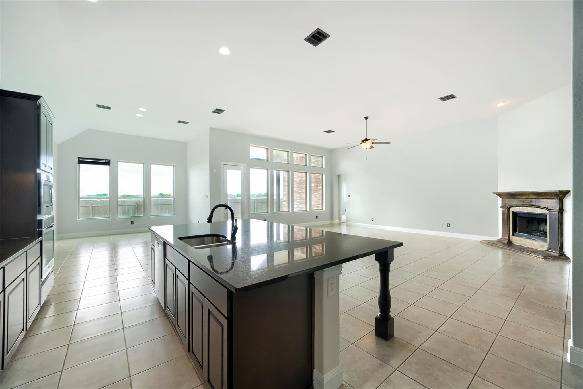 1012  Hillrose Dr, photo 8