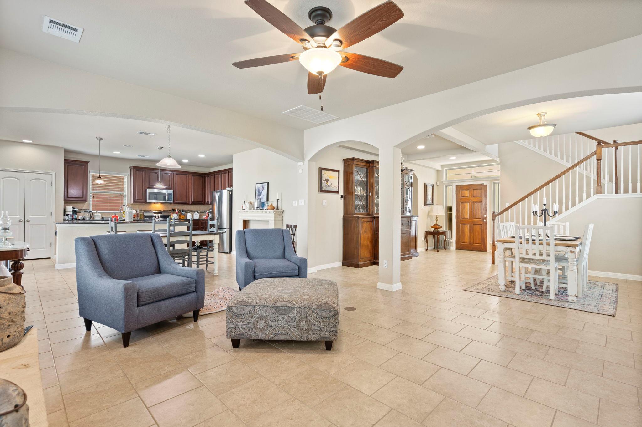 2037  Herzog Blvd, photo 8