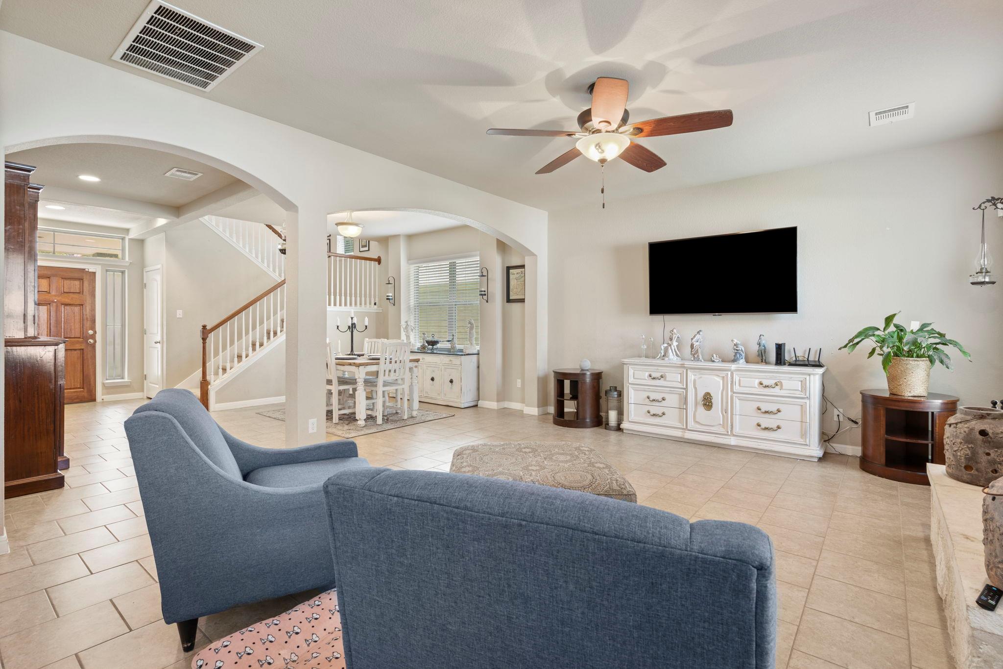 2037  Herzog Blvd, photo 9