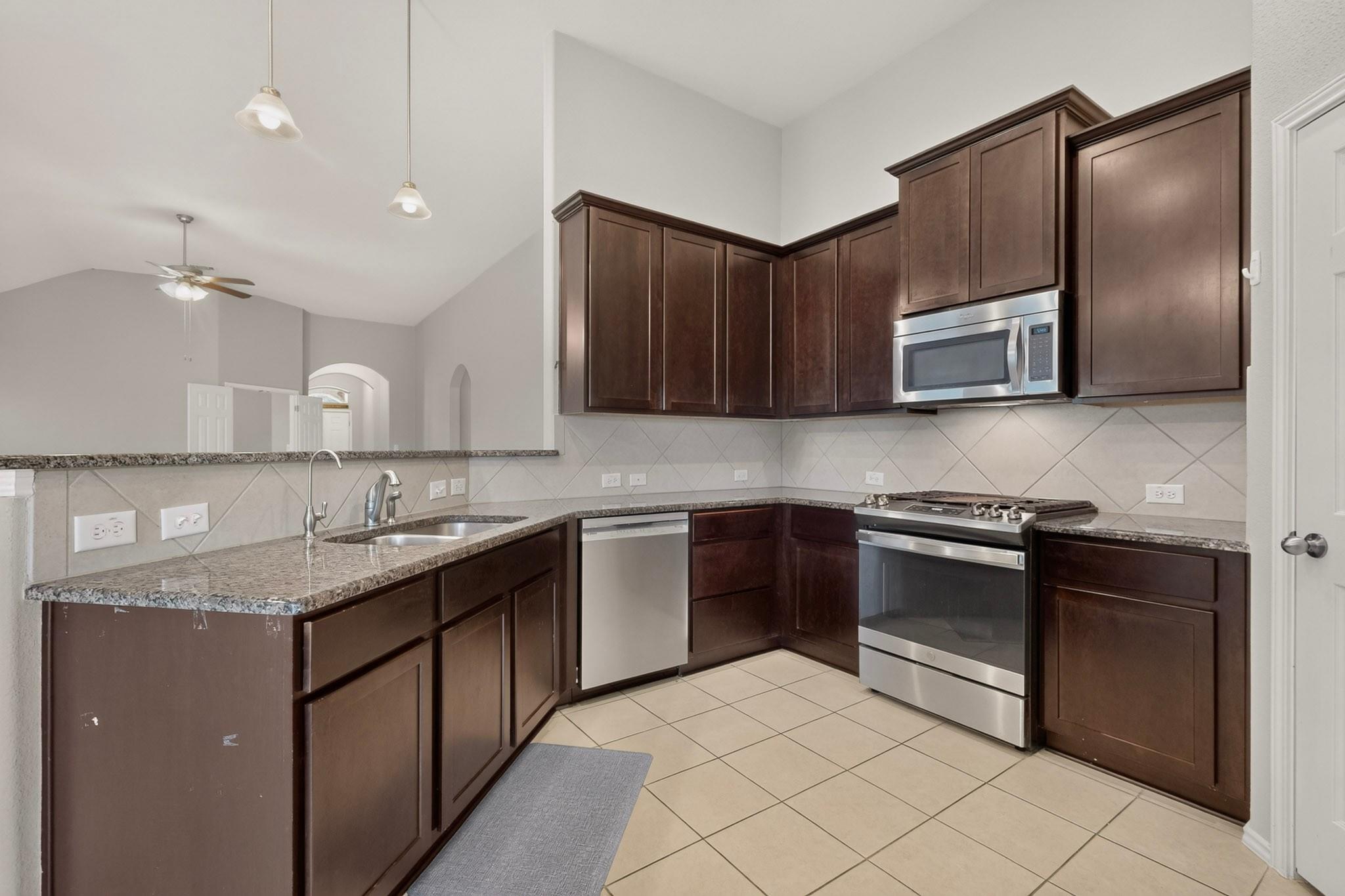 499  Eagle Brook Ln, photo 12