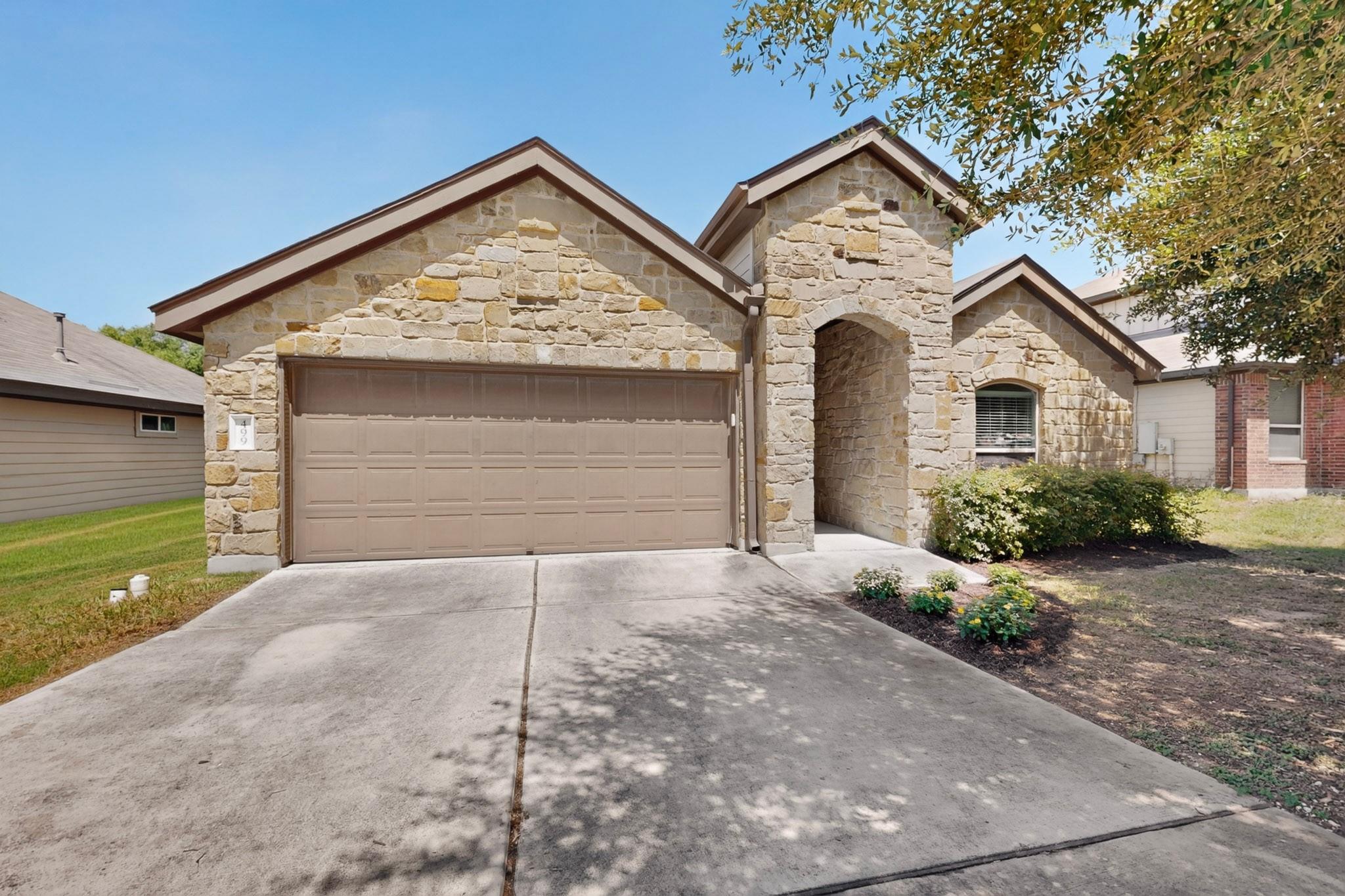 499  Eagle Brook Ln, photo 3