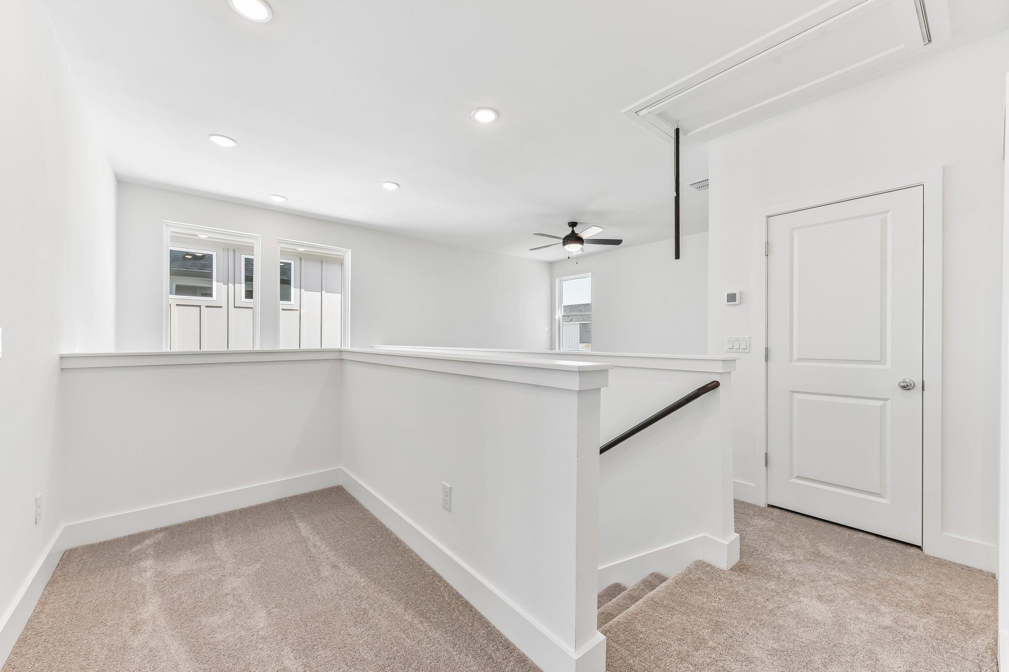 117  Maverick Ave, photo 12